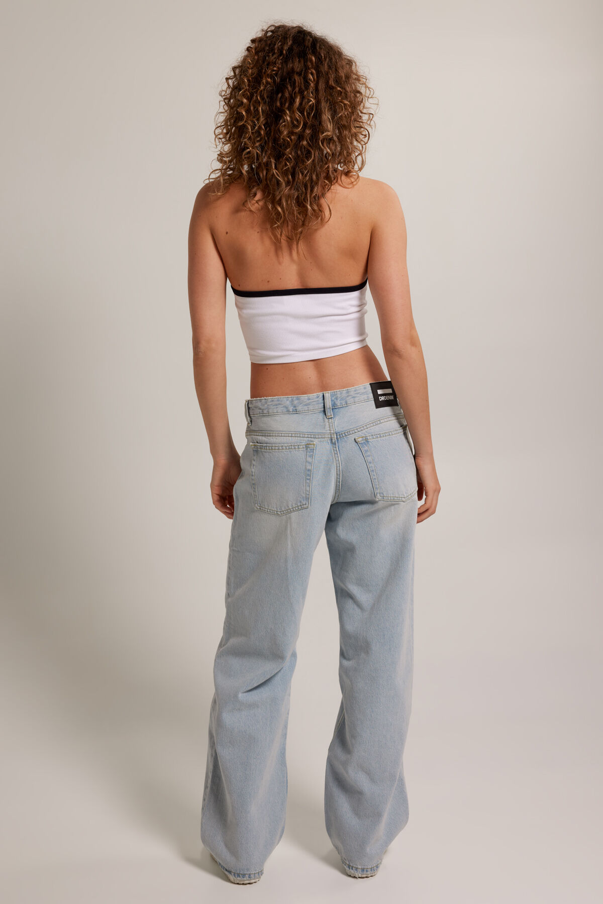 Singlet Ginny image number 2