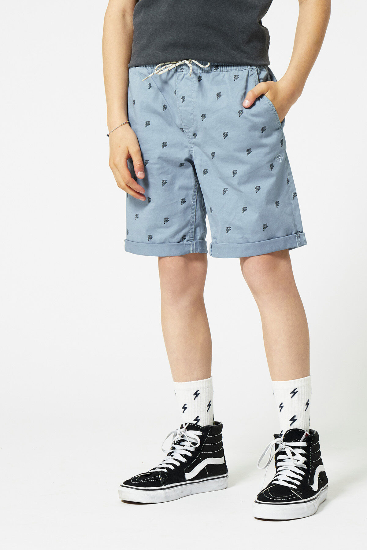 Short Nixon Jr image number 1