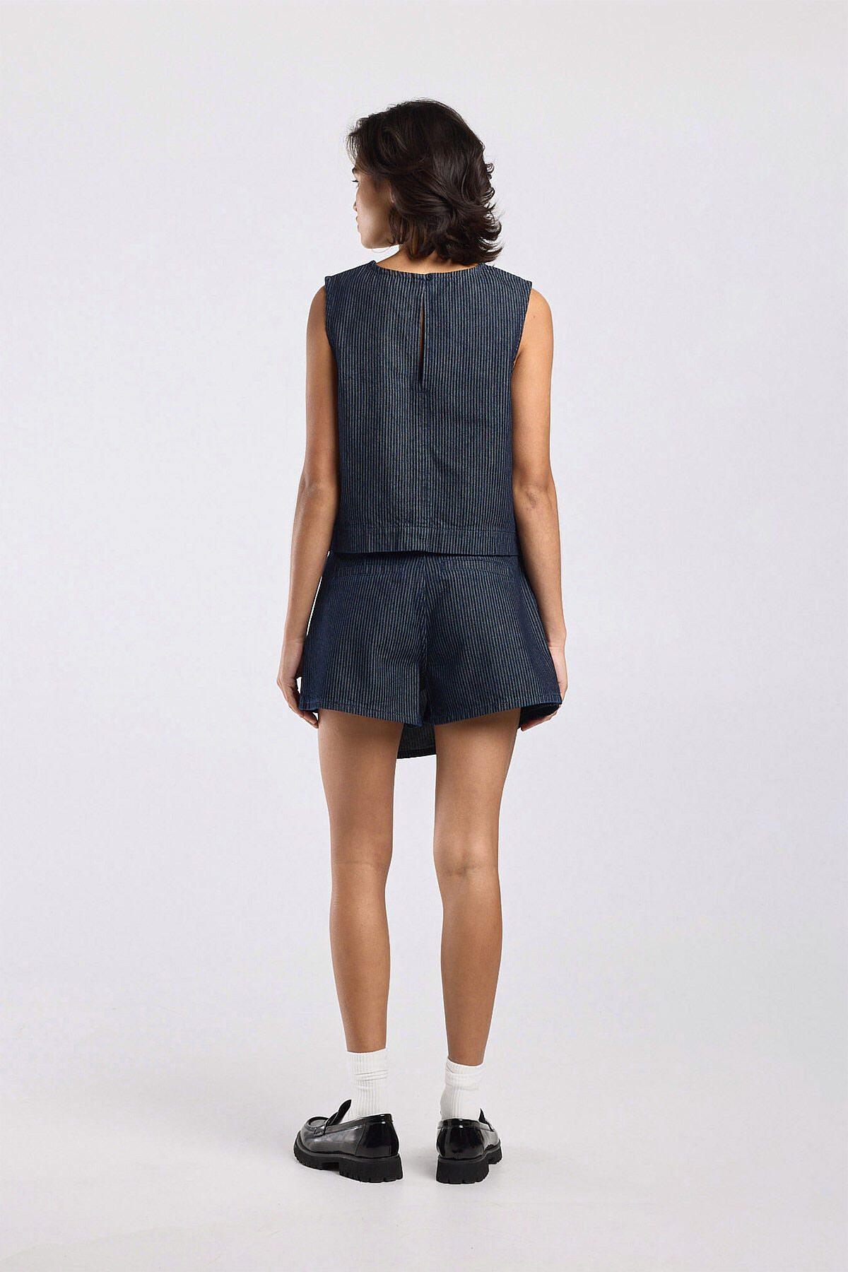 Rylan image number 2