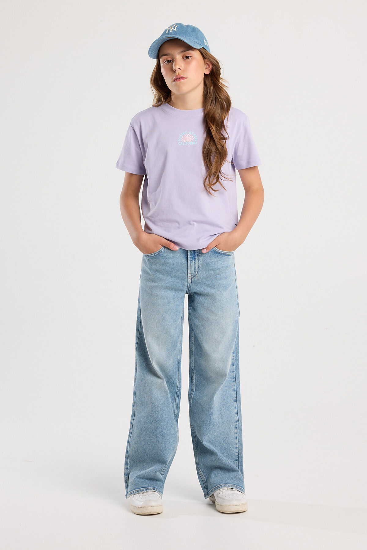 Olivia JR image number 1