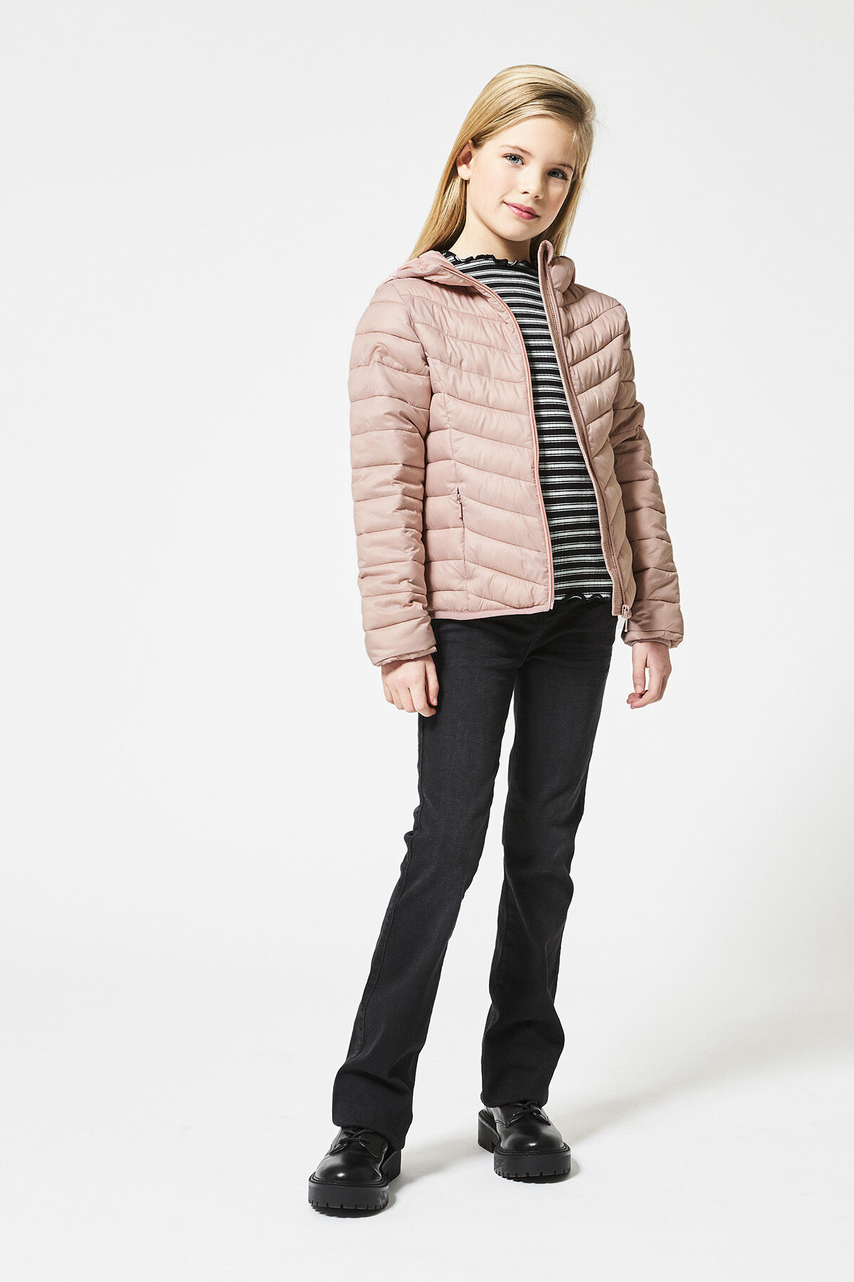 Jas Alice Jr image number 1