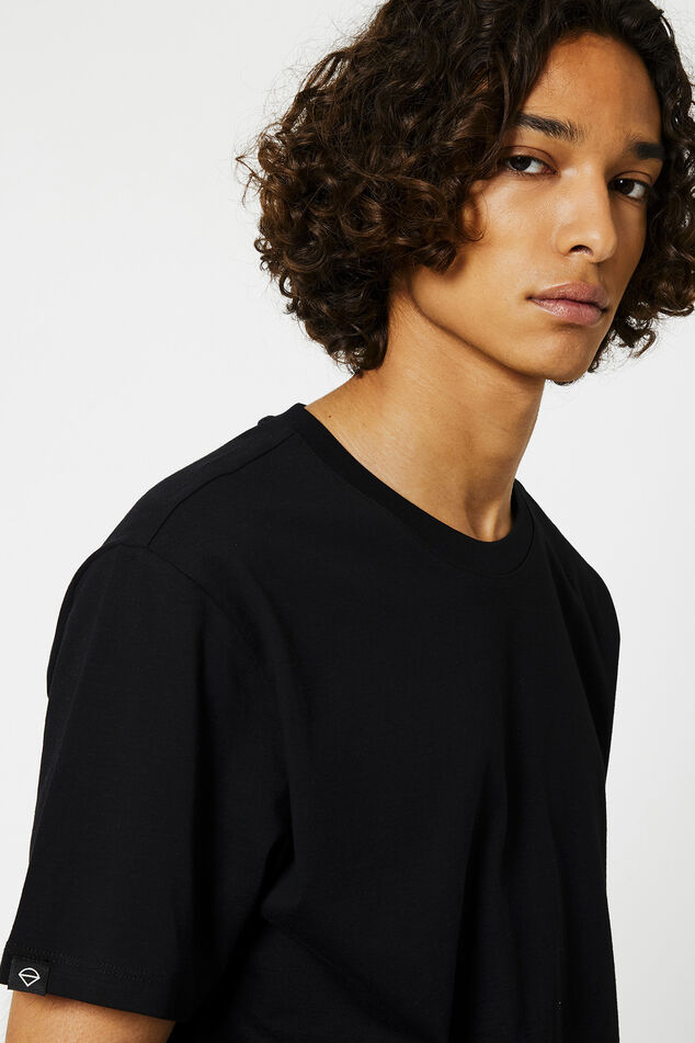 Eric image number 3