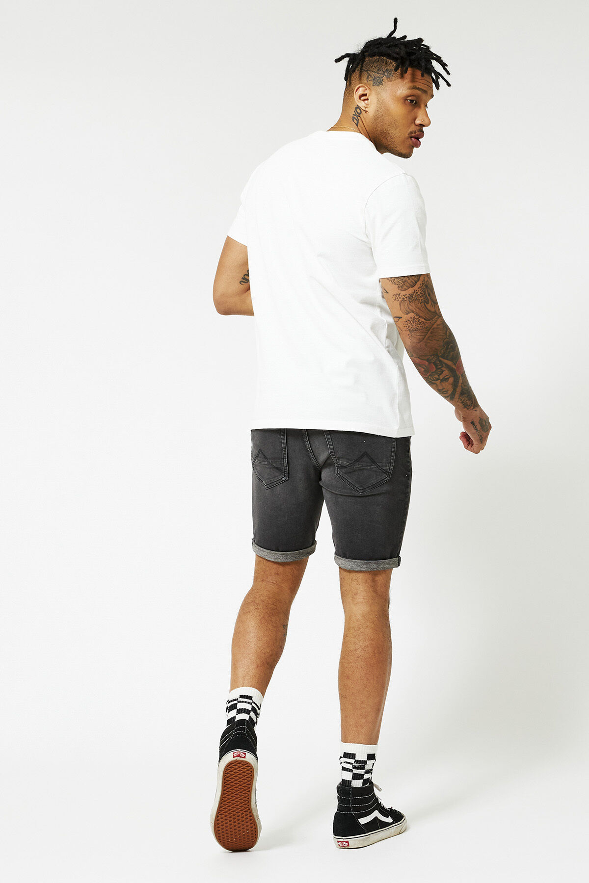 Elon Cruz image number 2