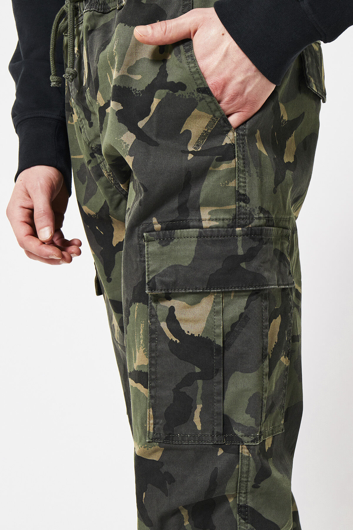 Trousers Pharrell image number 3