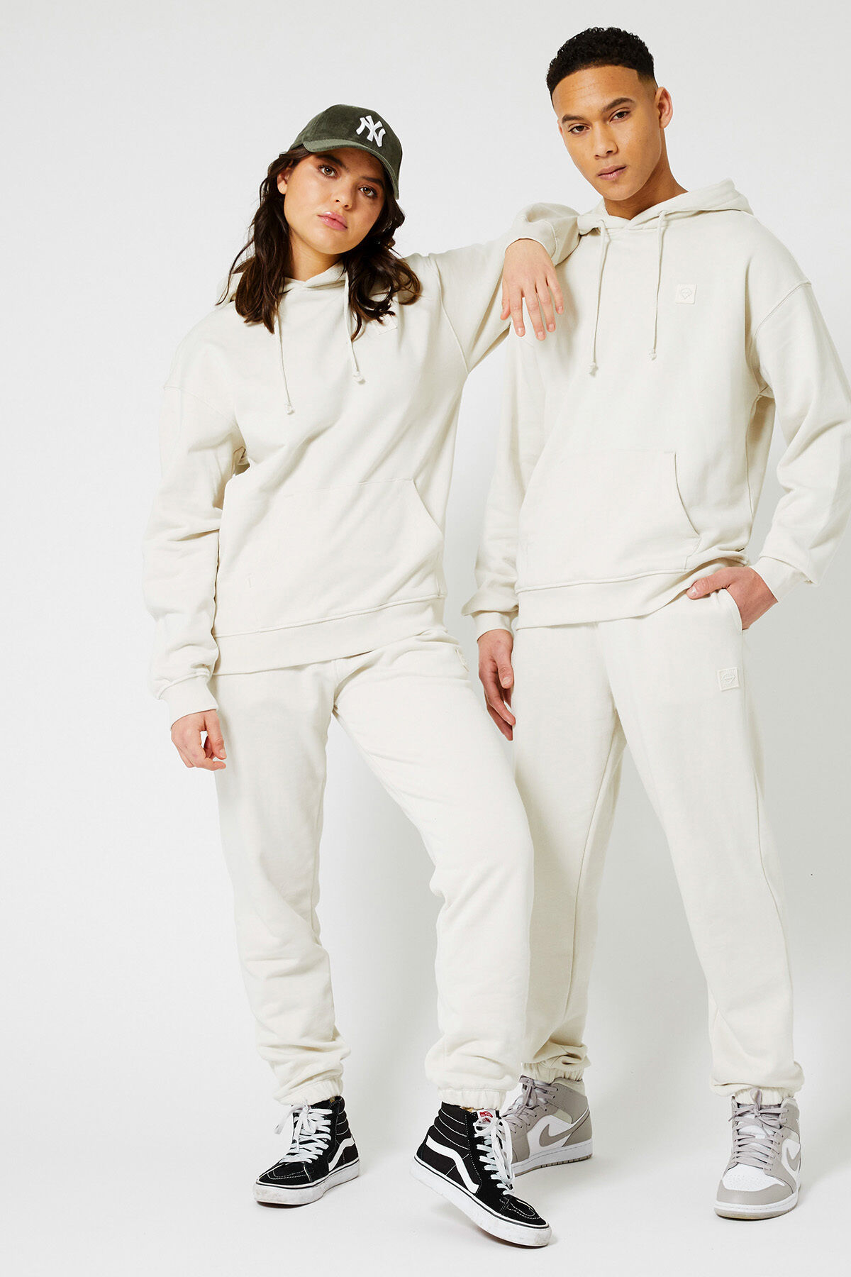 Crest image number 0