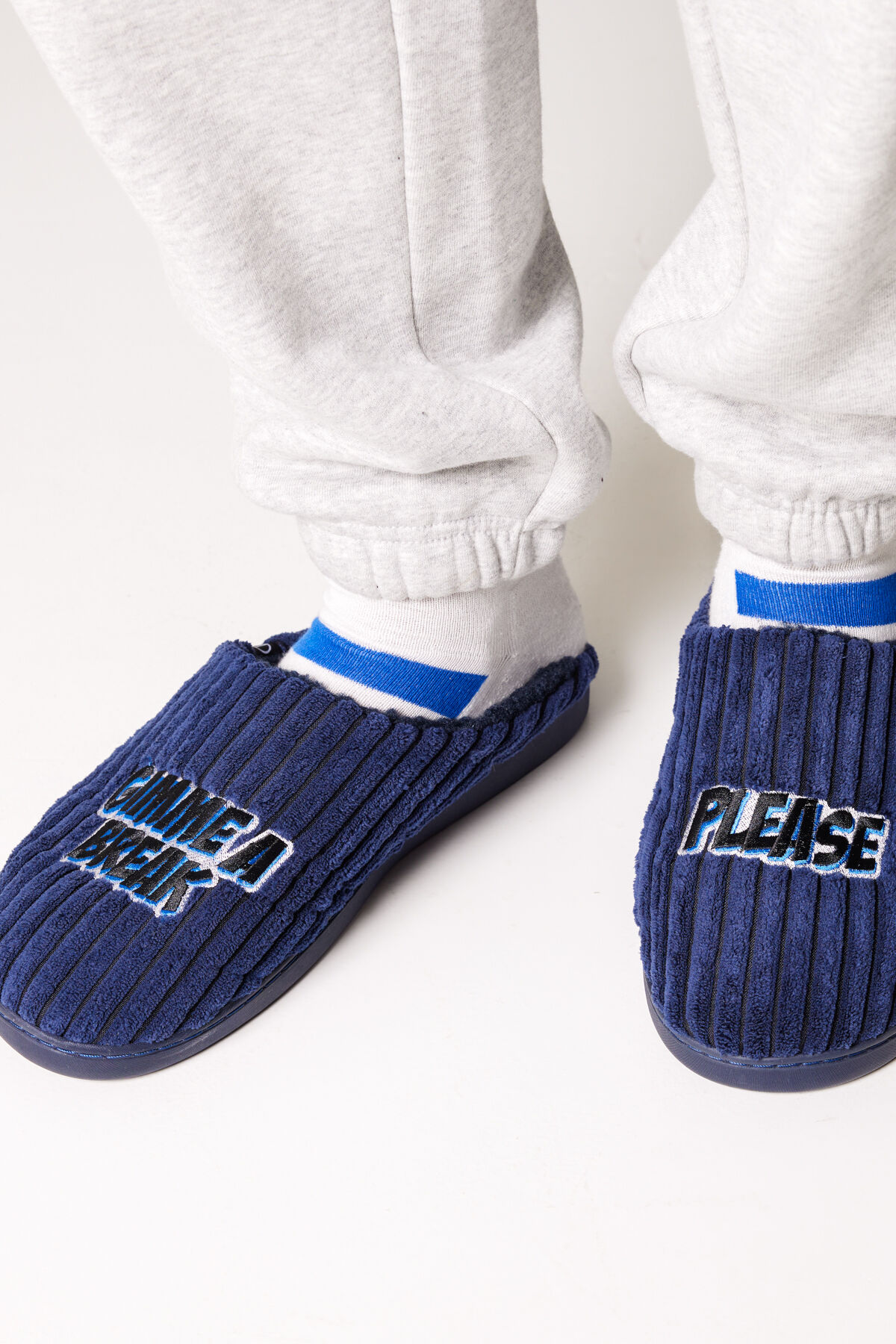 Slippers Aron Fun image number 0