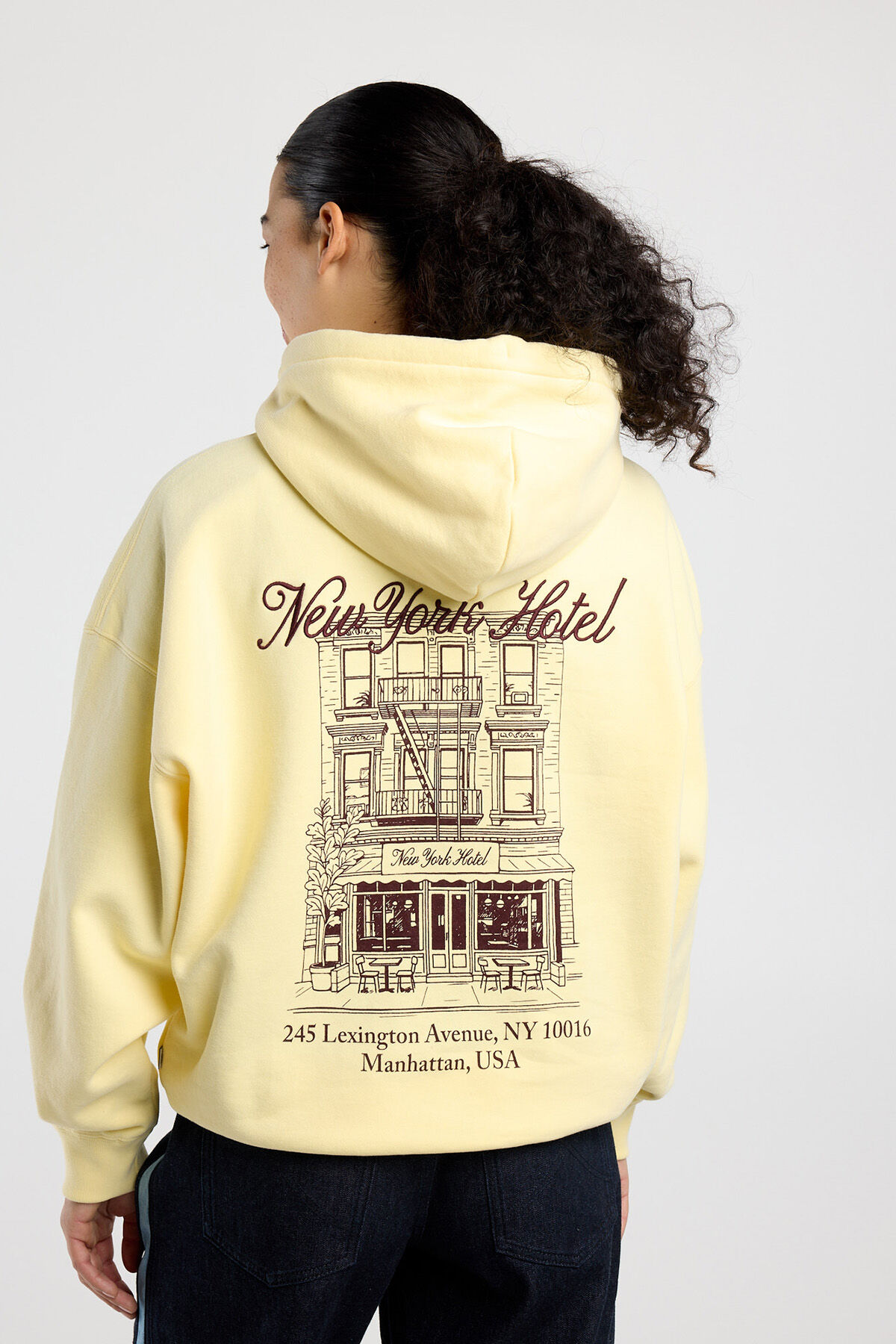 Sandy hood image number 3