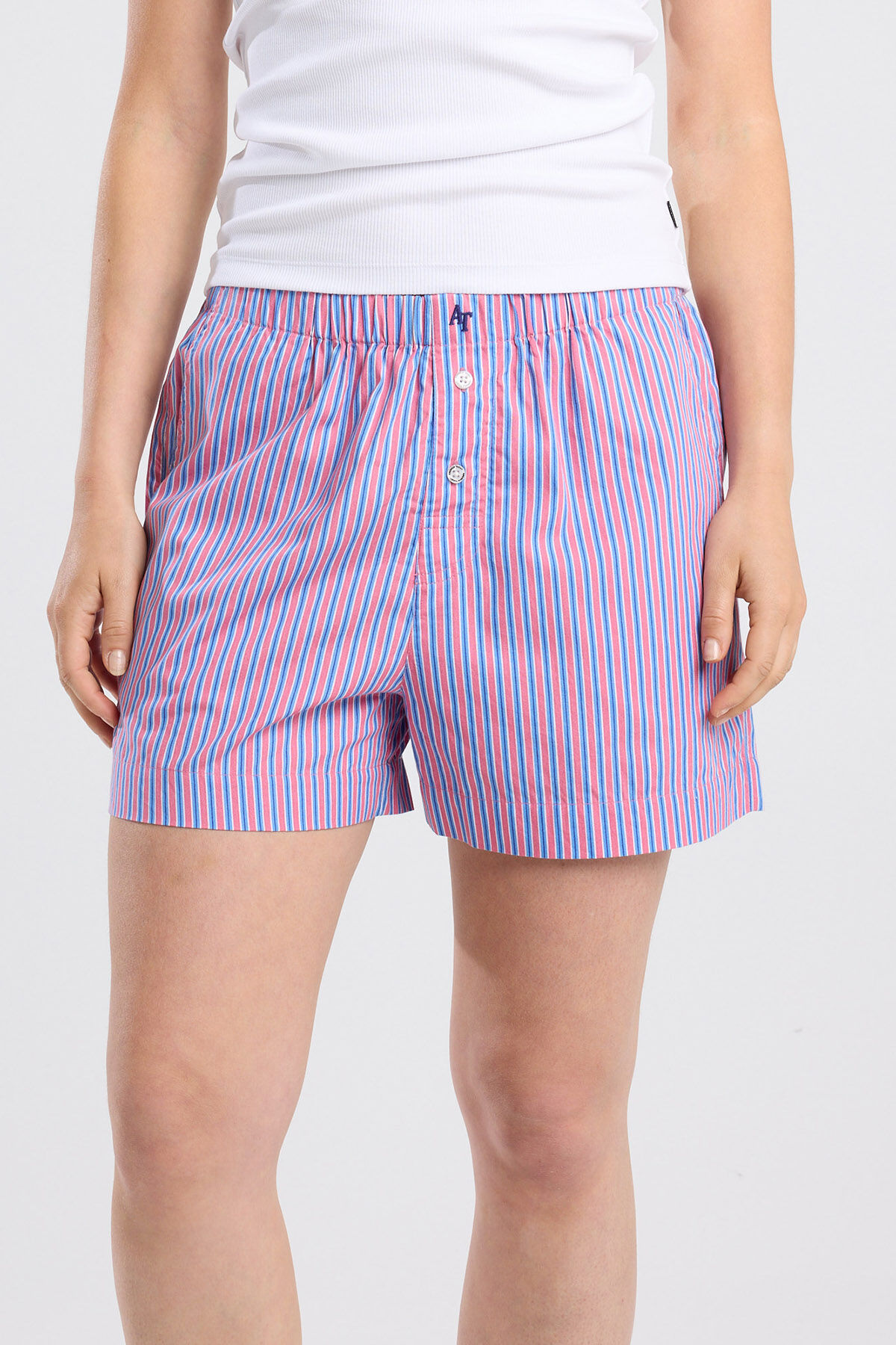 Logan image number 0