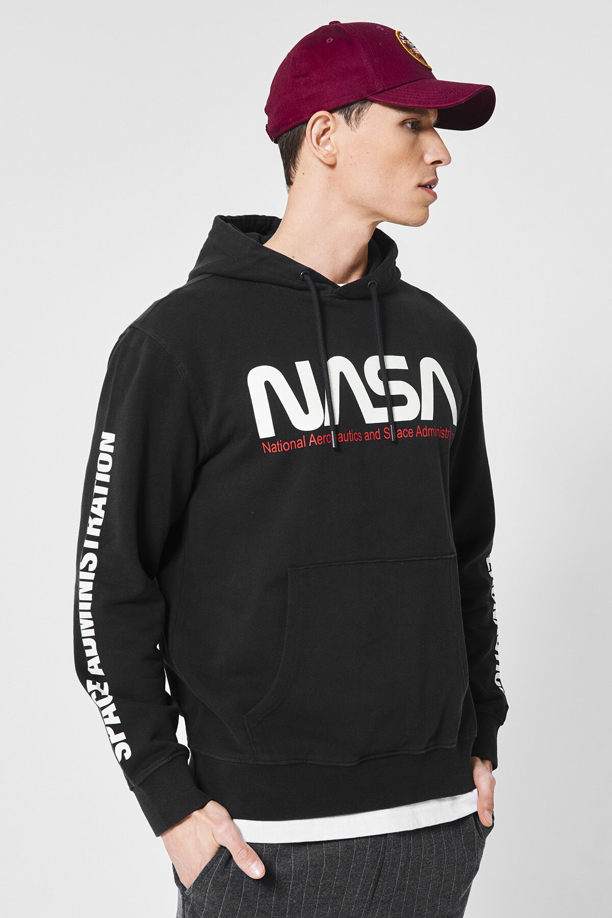 Hoodie Space hood back image number 0