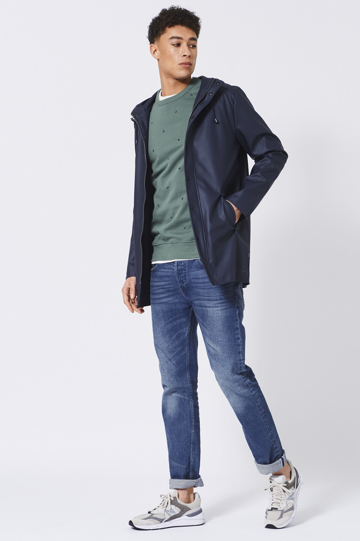 Imperm&eacute;able Jace image number 0