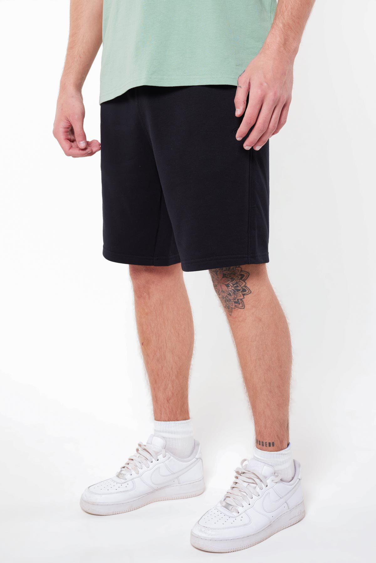 Short Sevan image number 0