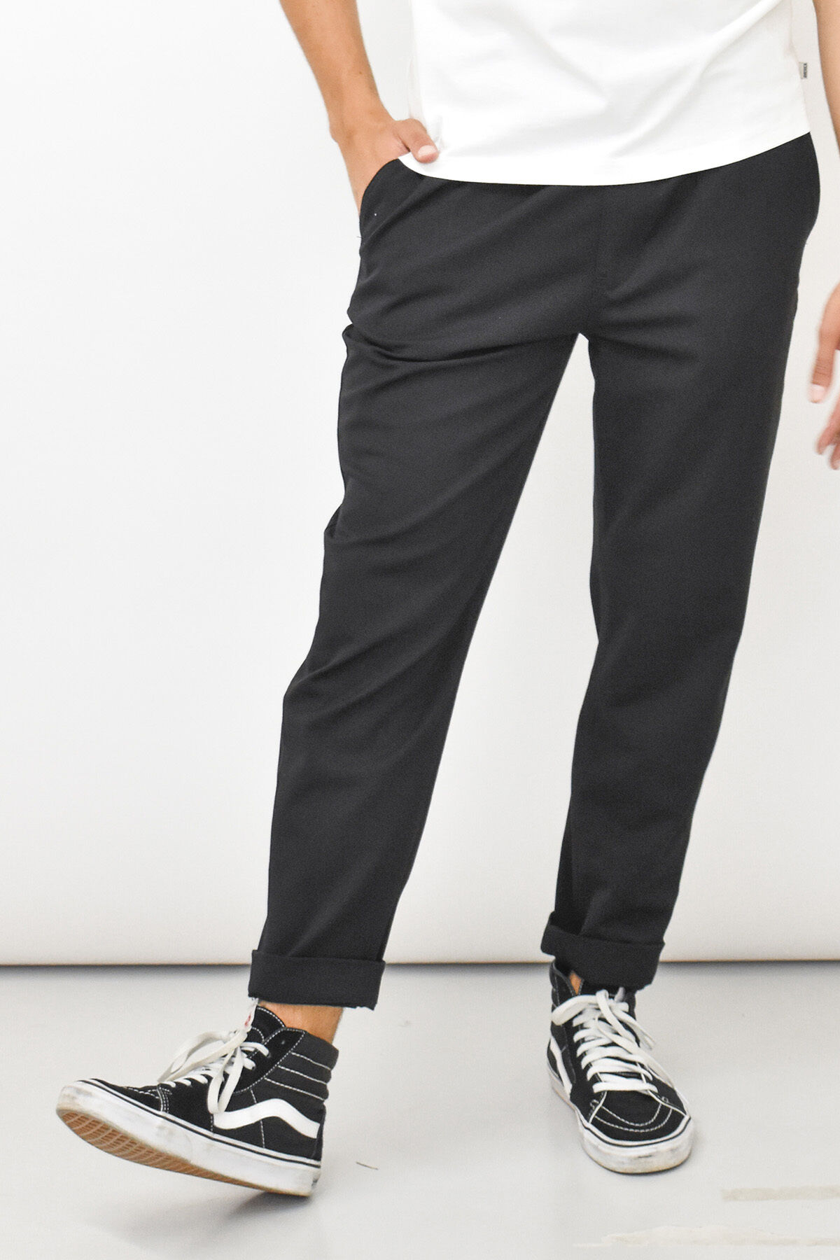 Chino Phyllon image number 1