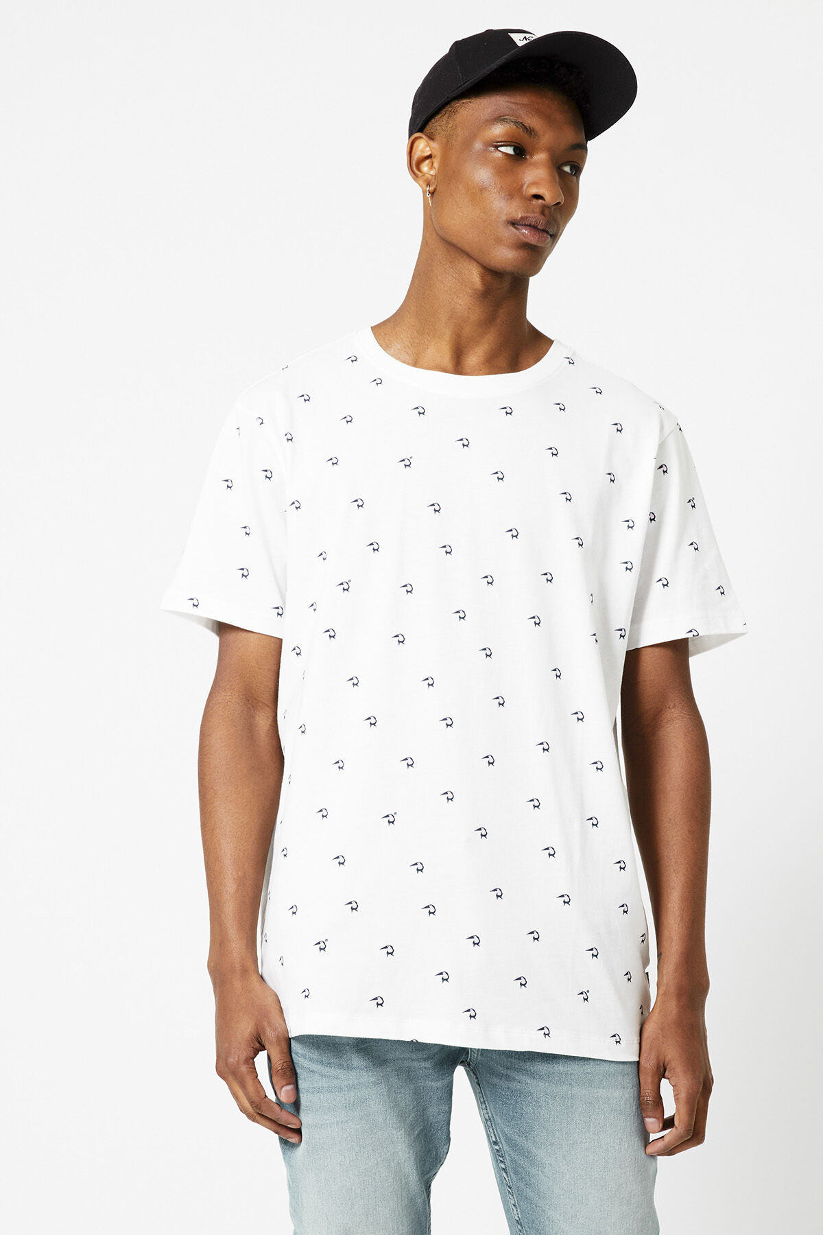 Elias Bird image number 1