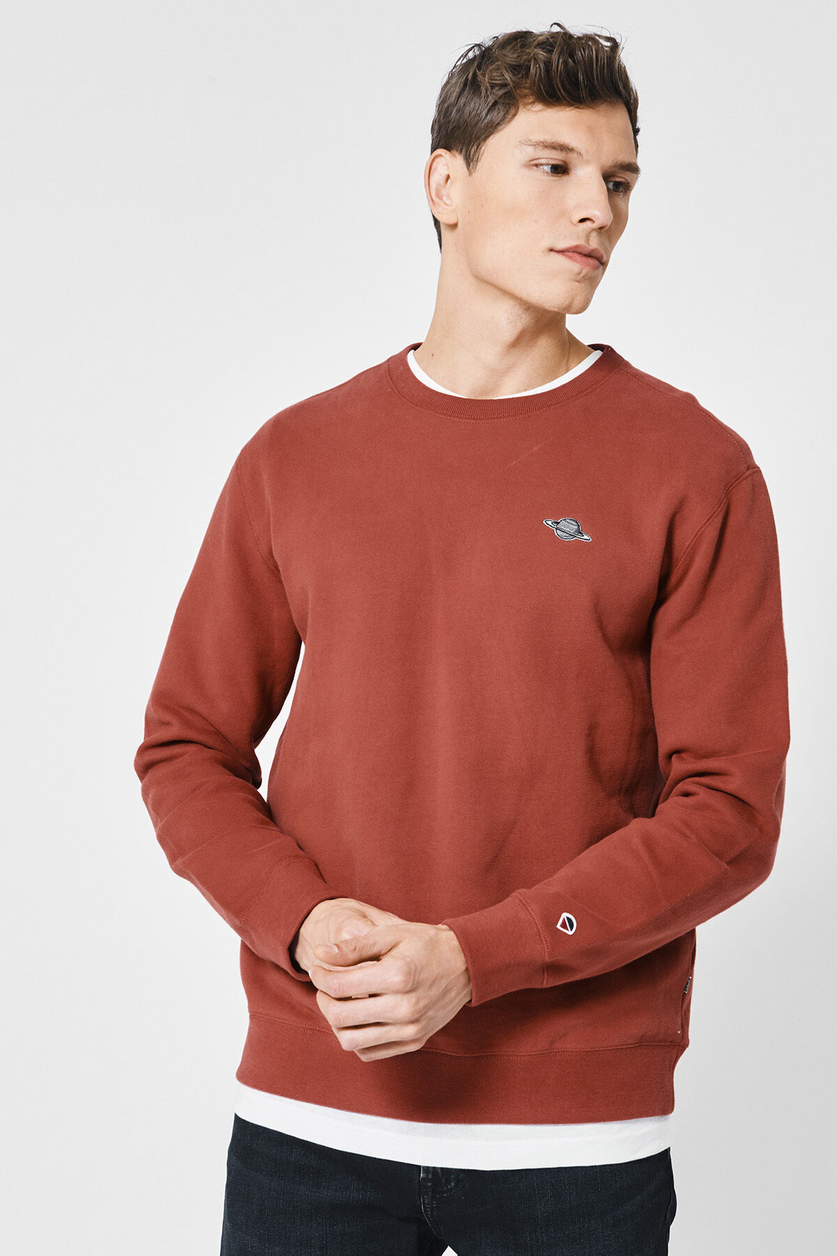 Saturn sweater discount