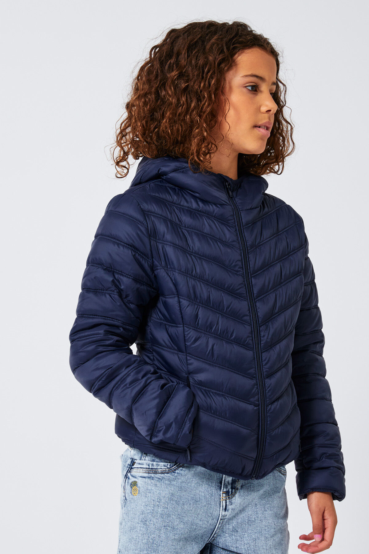 Jas Alice Jr image number 1