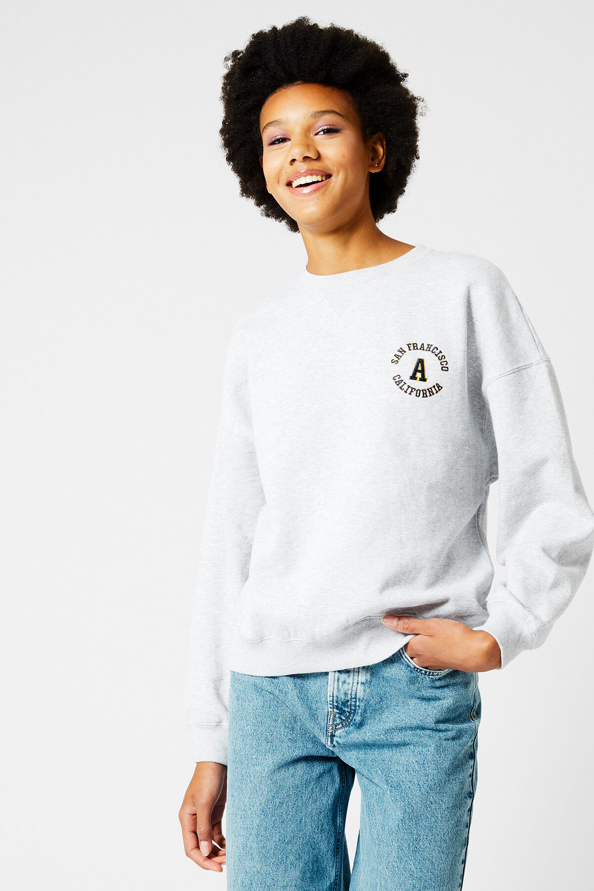 Sweater Sue image number 0