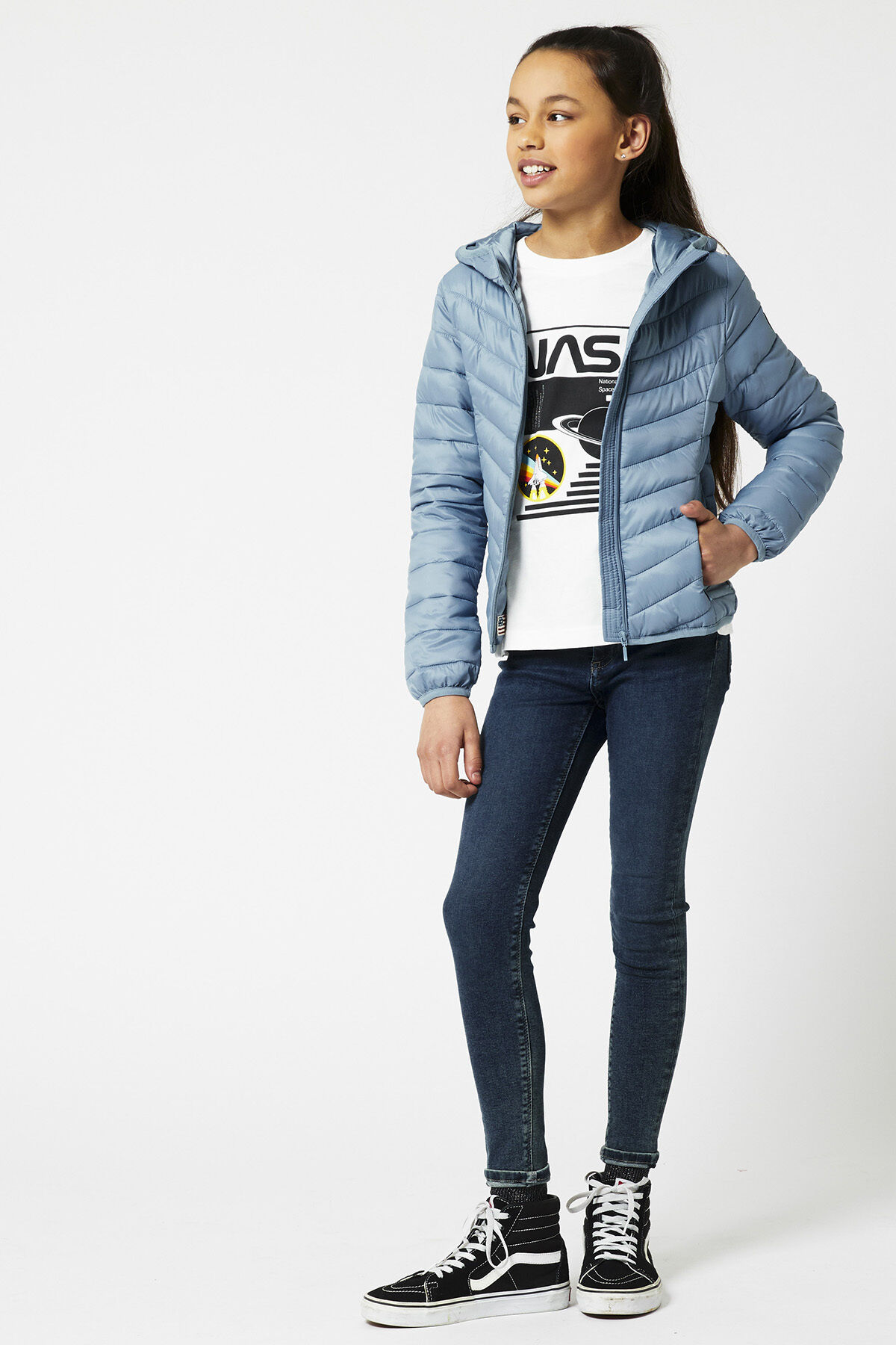 Jas Alice Jr image number 1