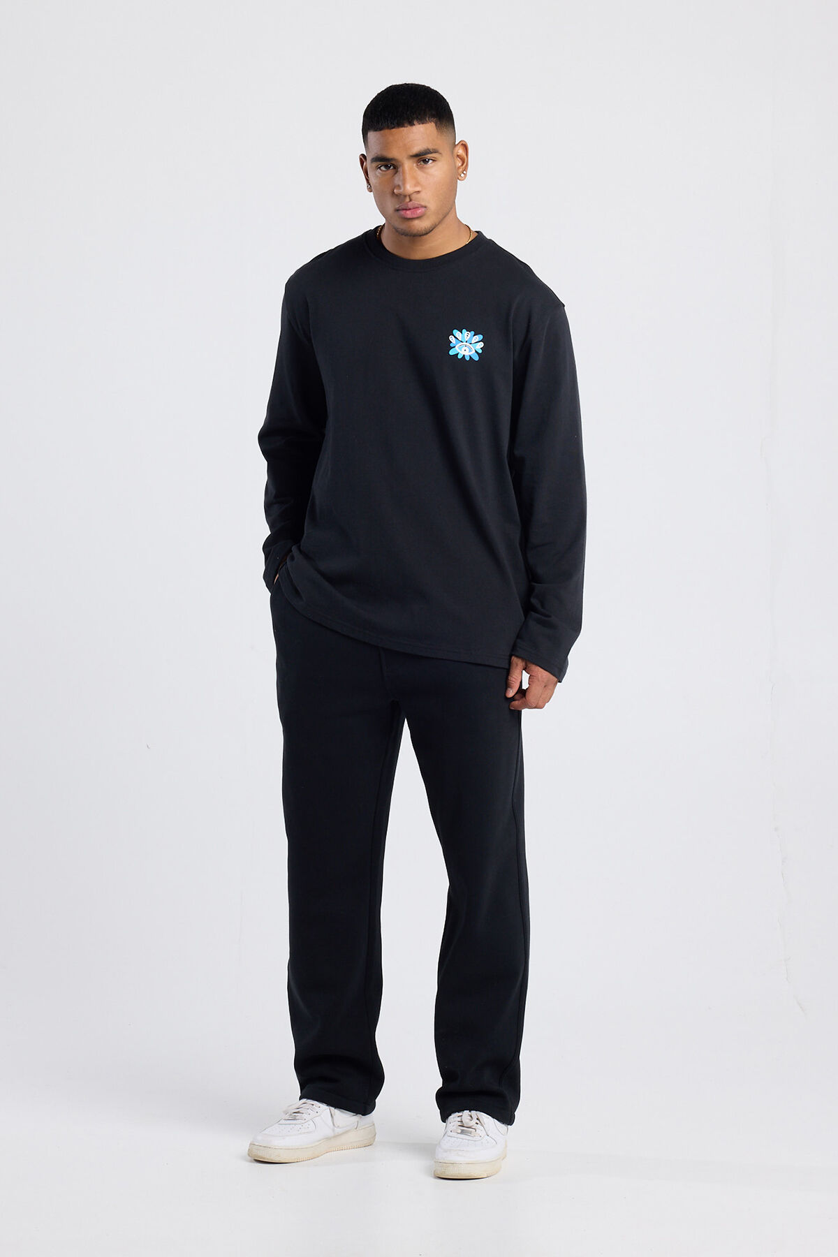 Logan image number 1