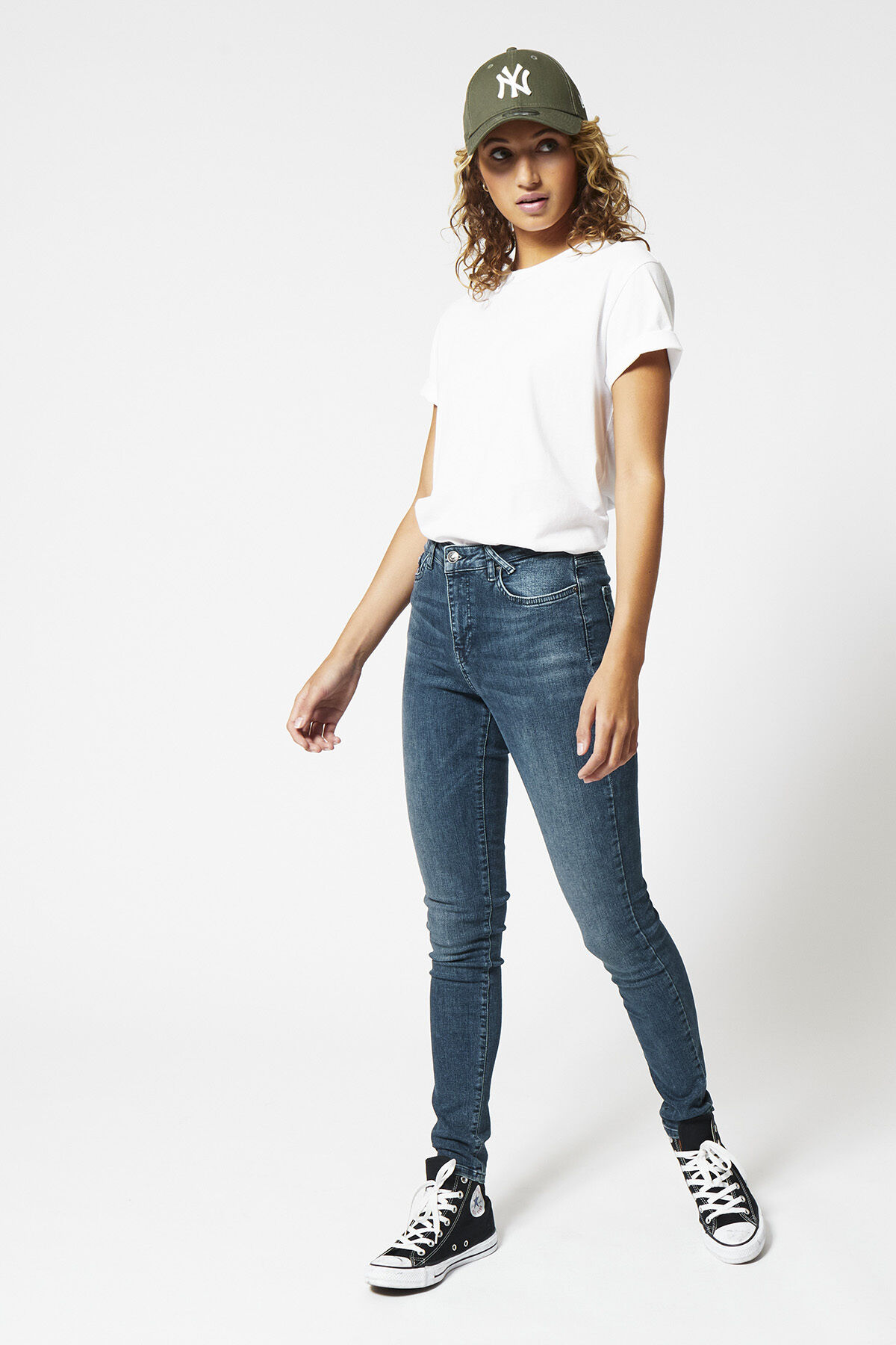 Jeans Faith image number 1