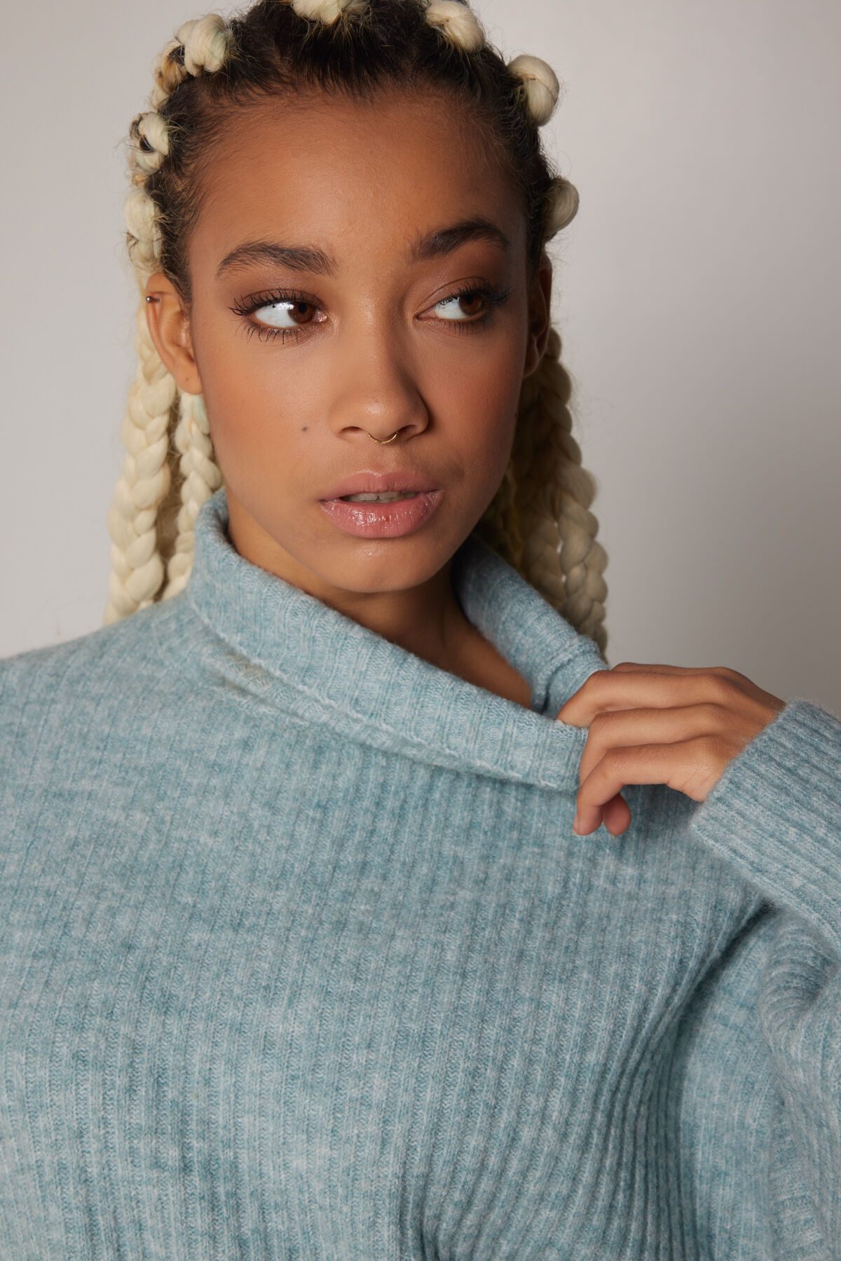 Turtleneck Korey image number 3