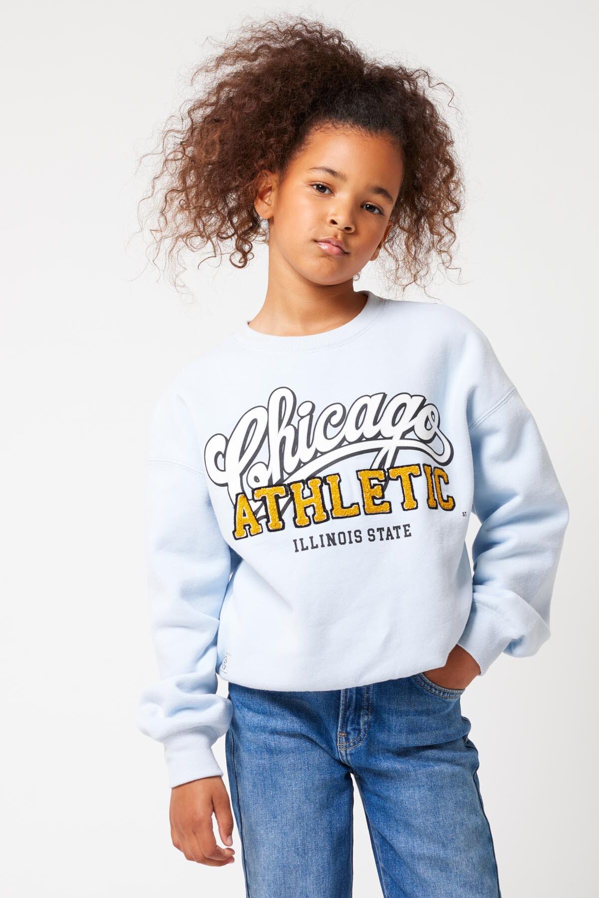 Sweater Sue jr image number 1