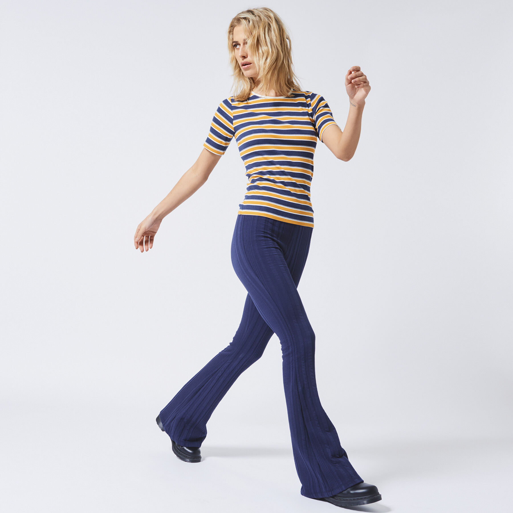 Women Legging flared Cassidy Blue Buy 