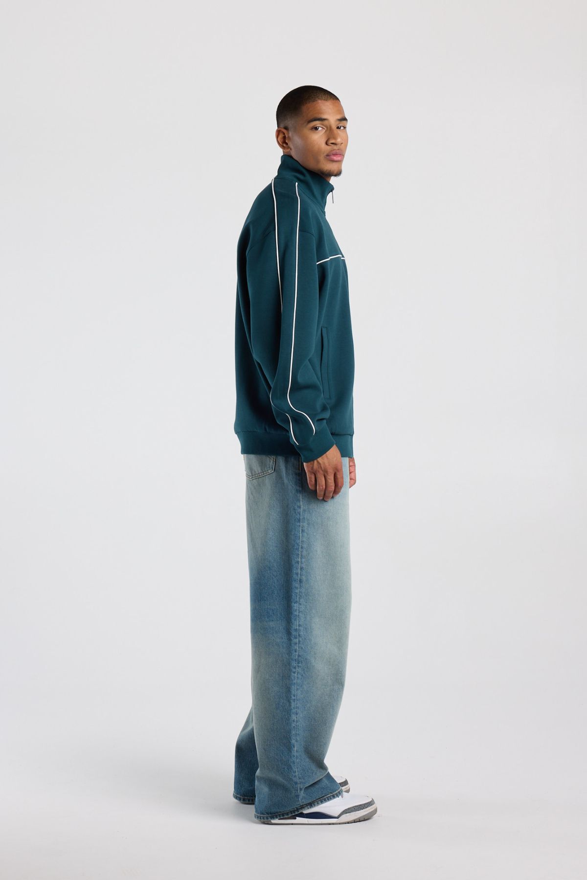 Bobby image number 3