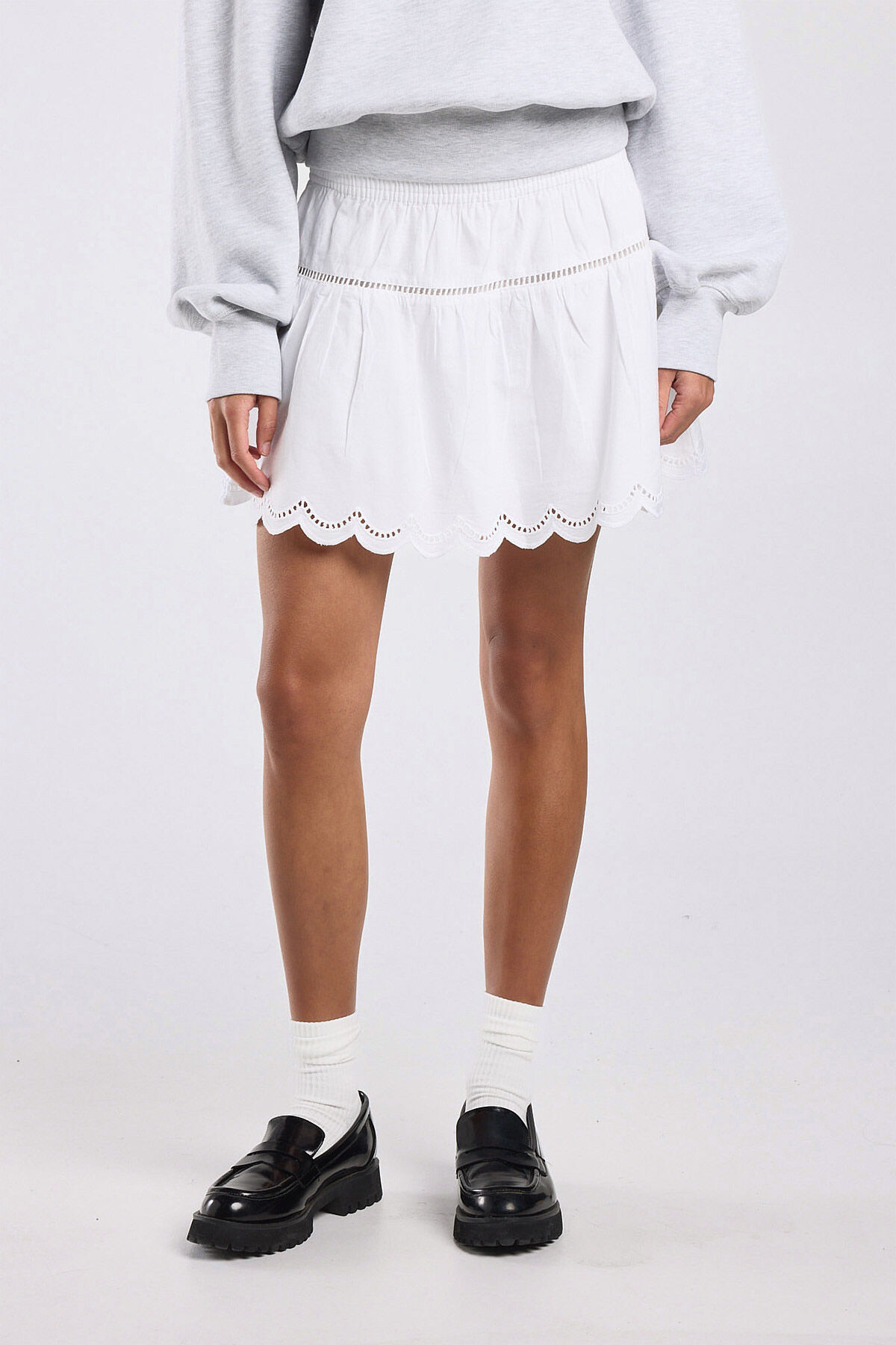 Reena image number 0