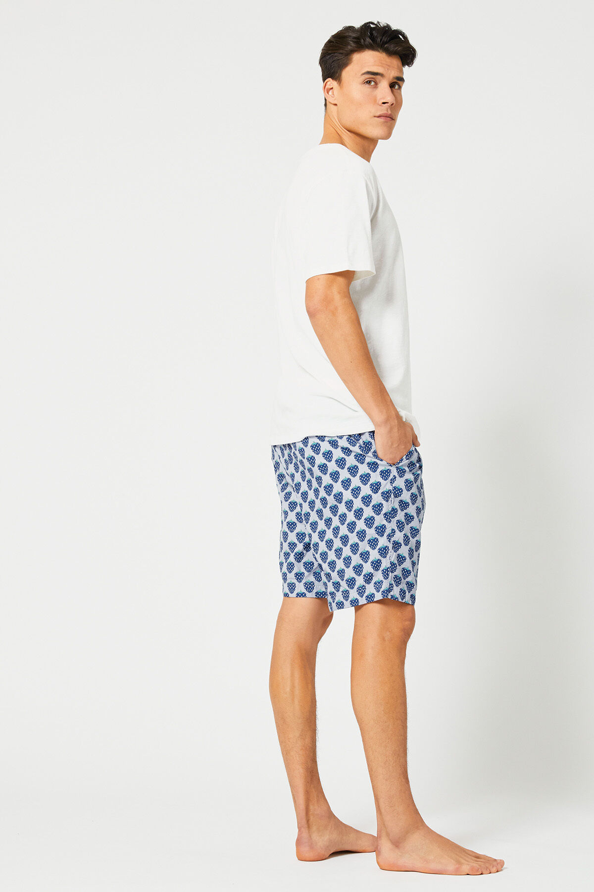 Pyjamashort Lake short image number 2