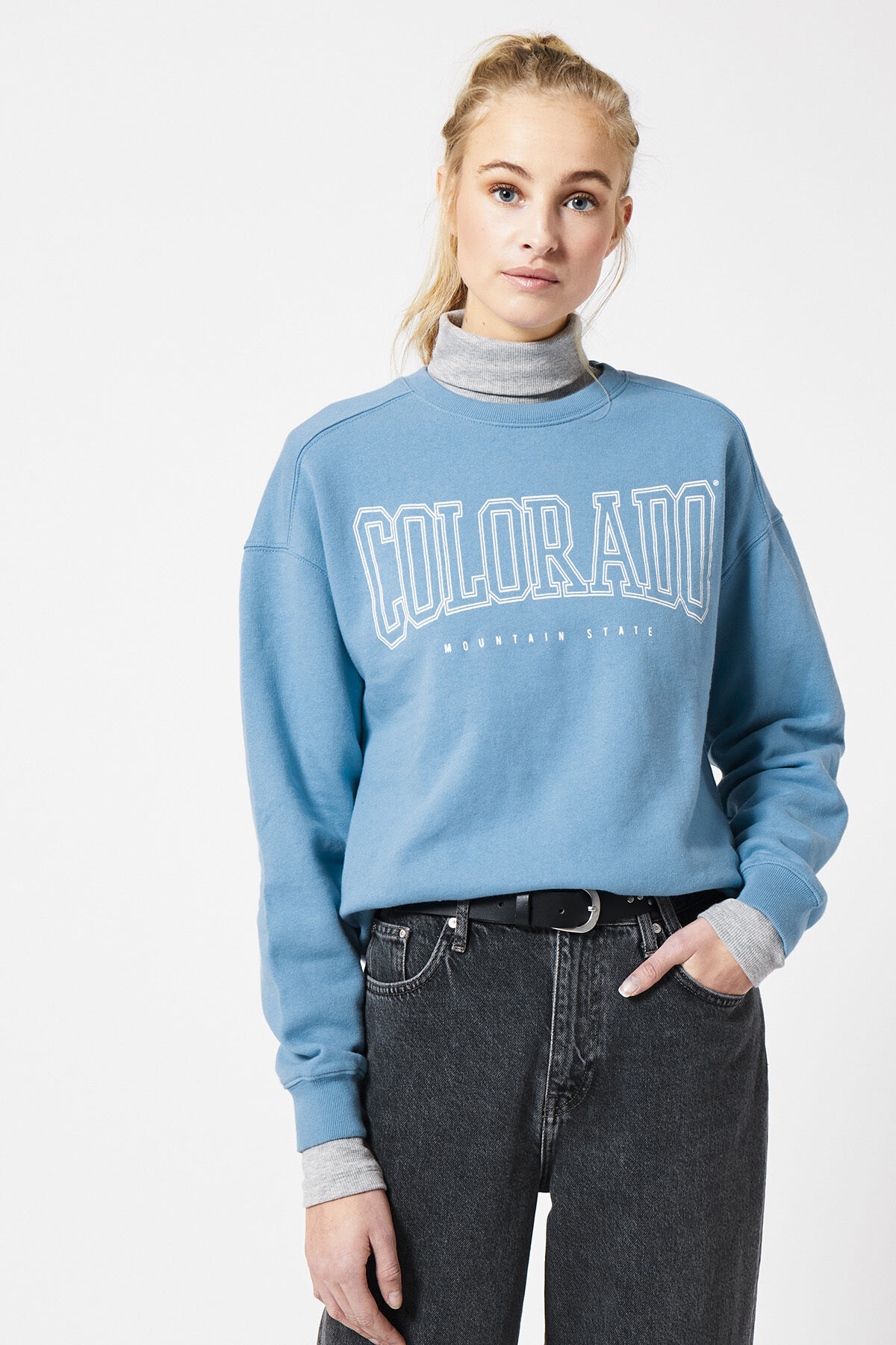 Sweater Stevie image number 0