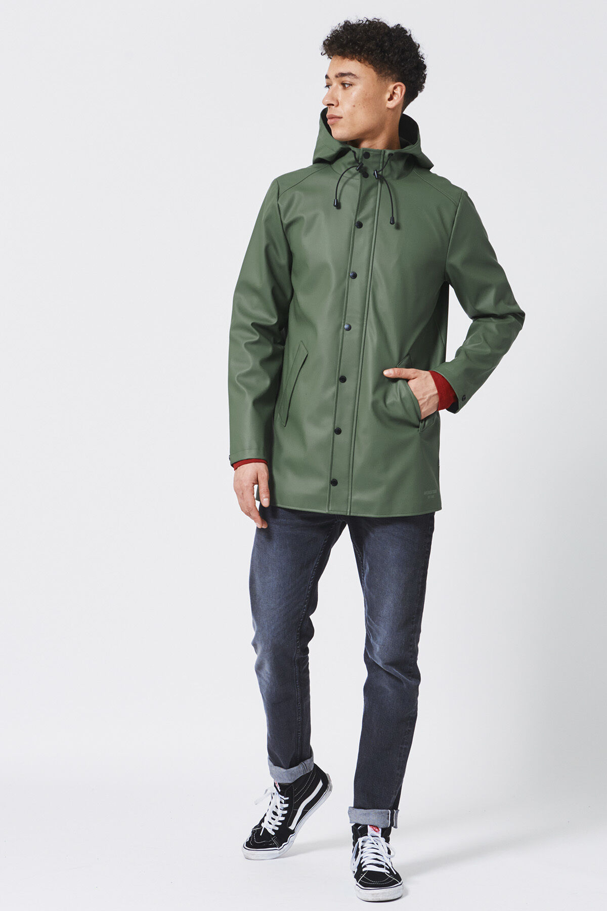 Imperm&eacute;able Jace image number 0