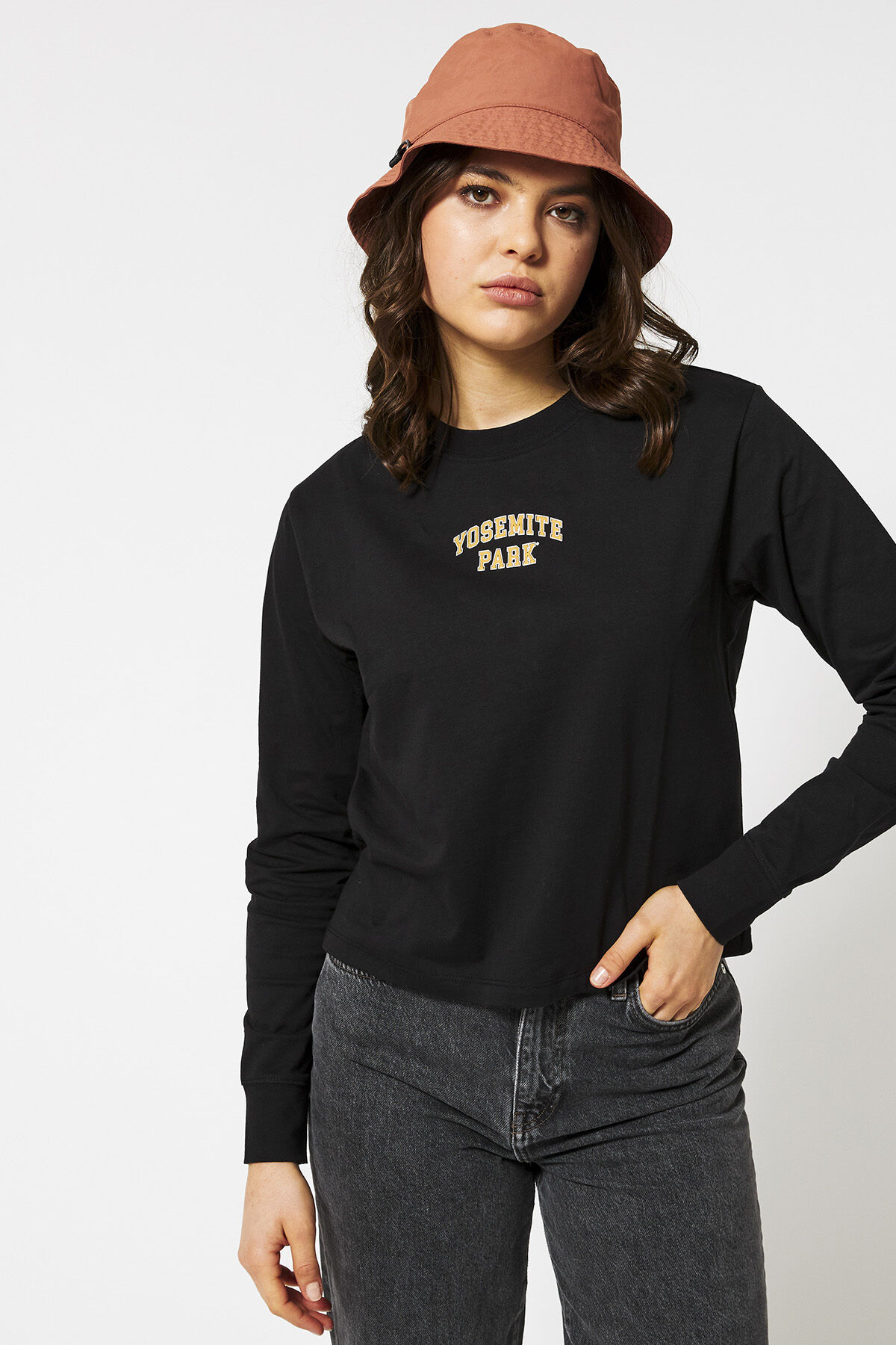 Long sleeve Lois image number 0