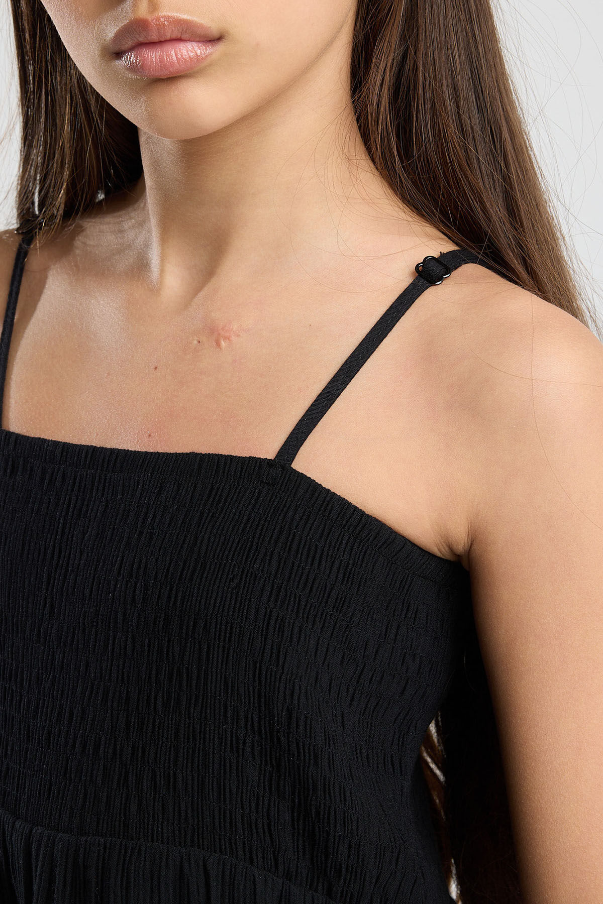 Daila Jr image number 3