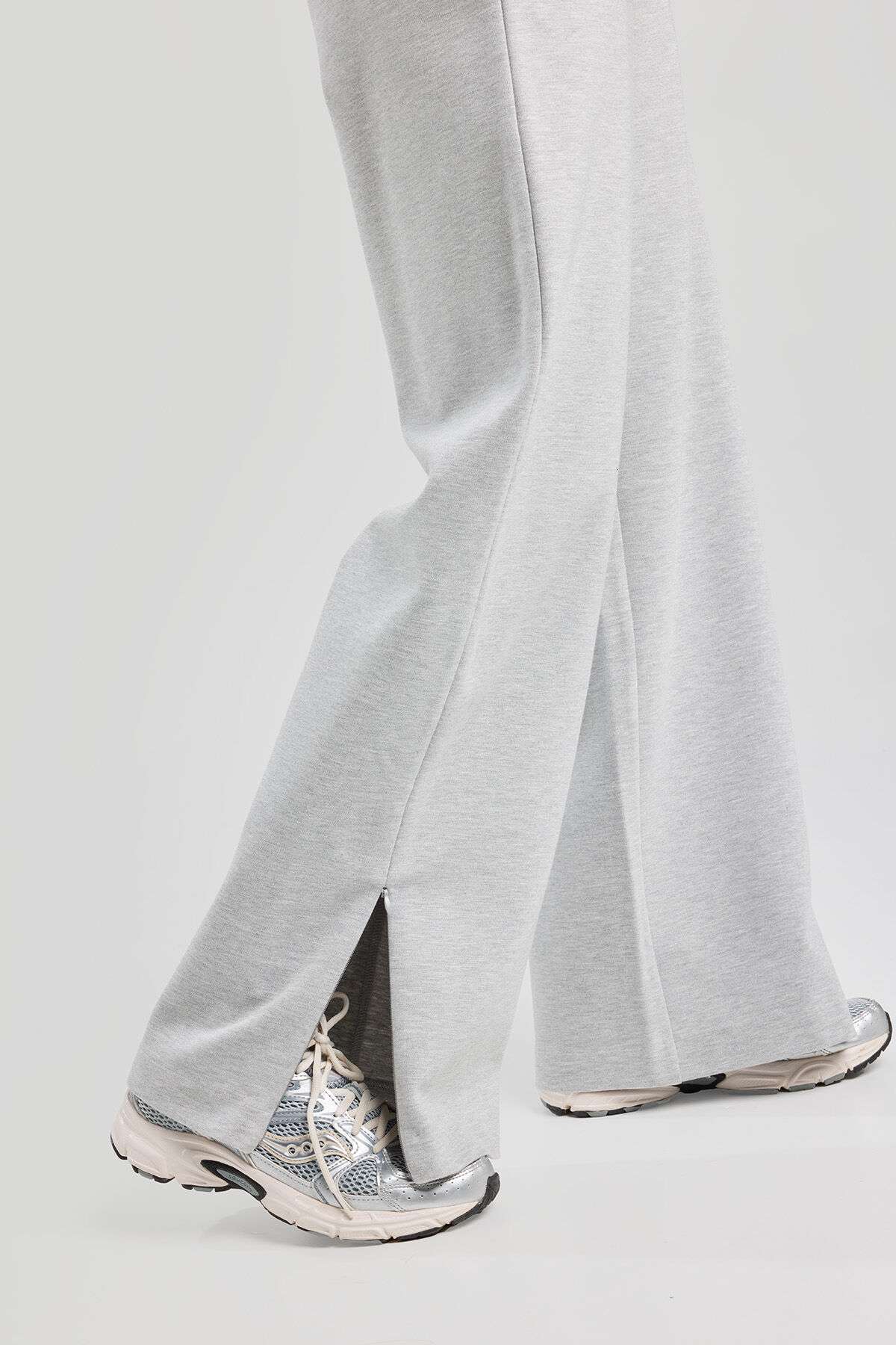 Jogging pants Claire image number 3