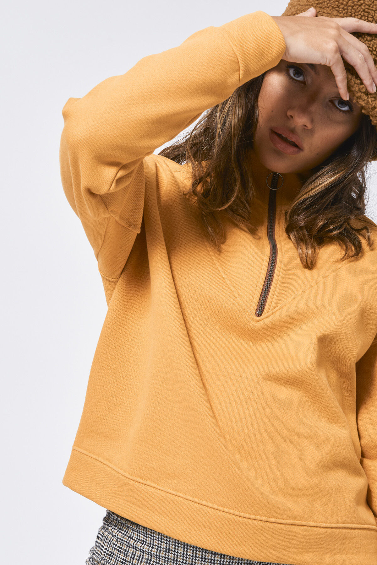 Sweater Siem image number 1