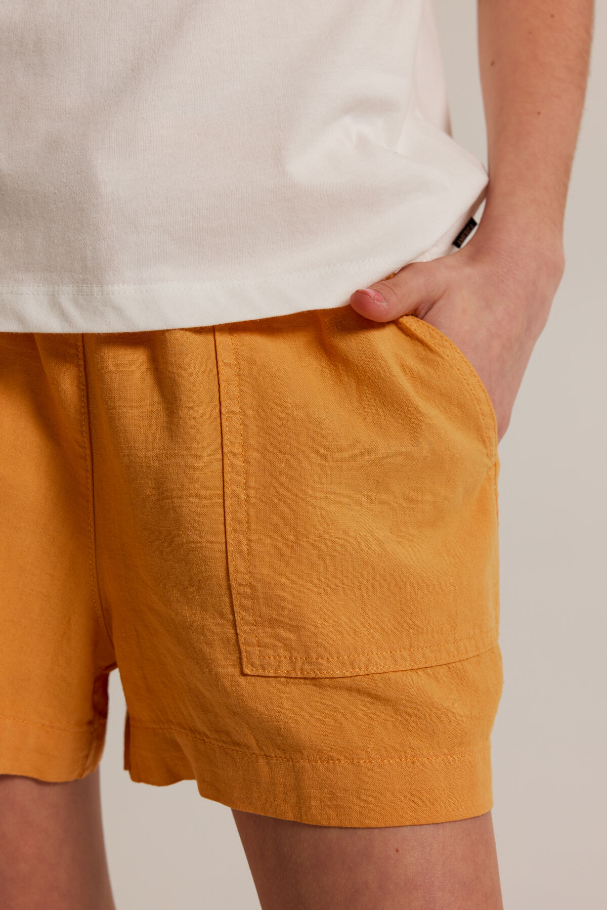 Short Nora jr image number 3