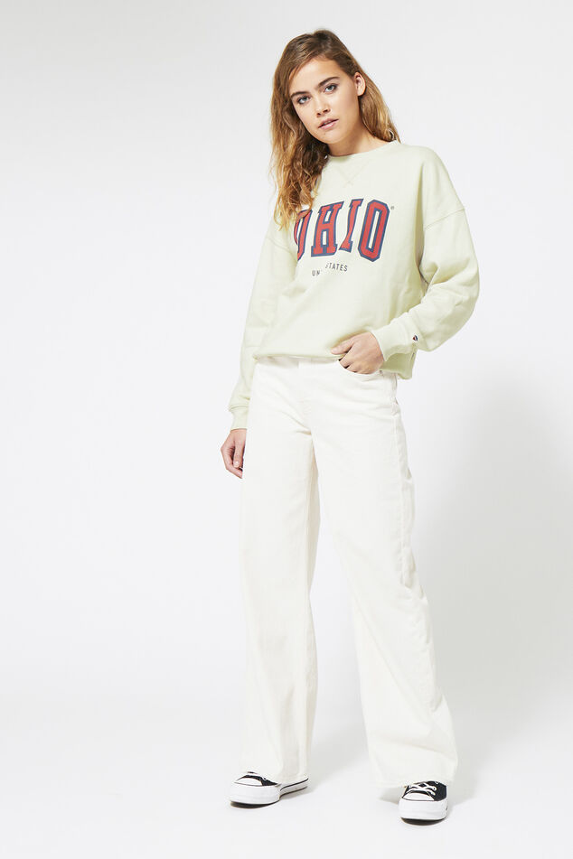 Sweater Sue image number 0