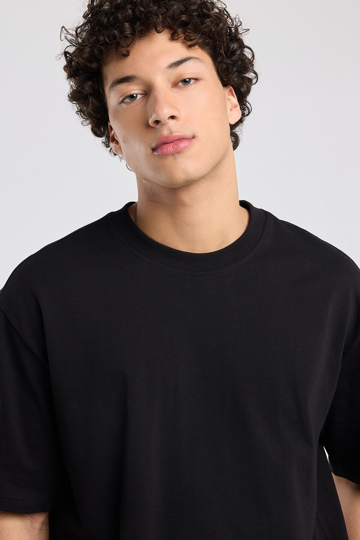 Elliot image number 3