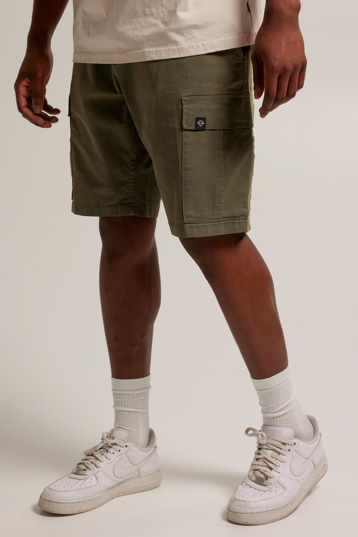 Short Neo image number 0