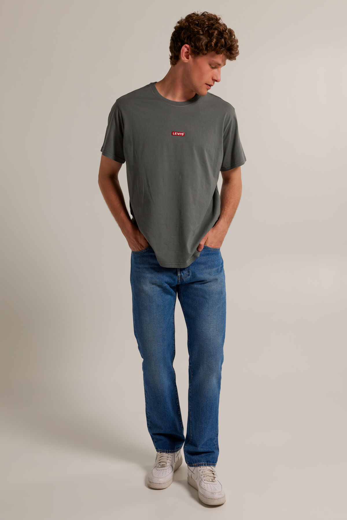 Levi's T-shirt SS relaxed tee image number 1