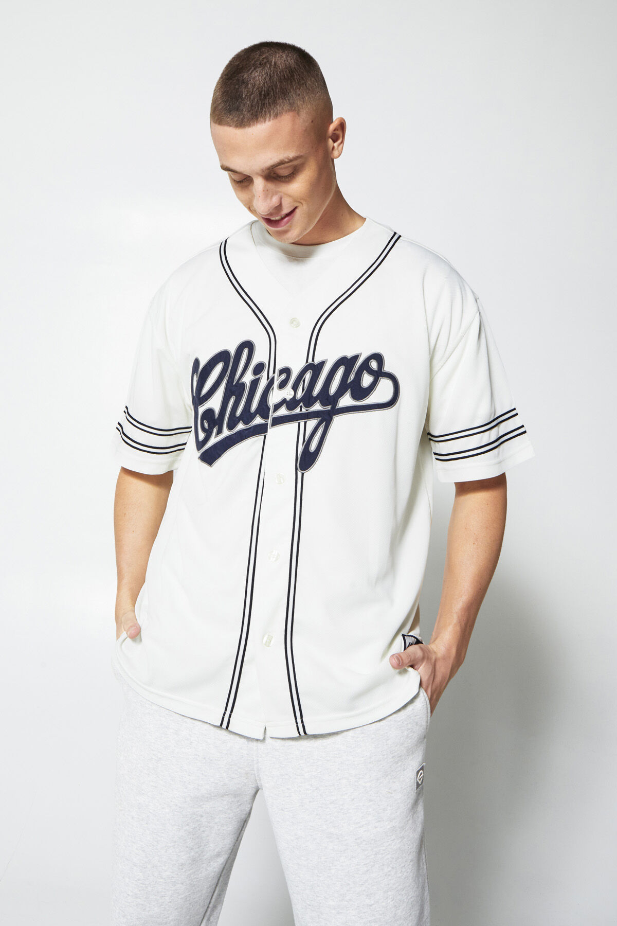 Elrow image number 0