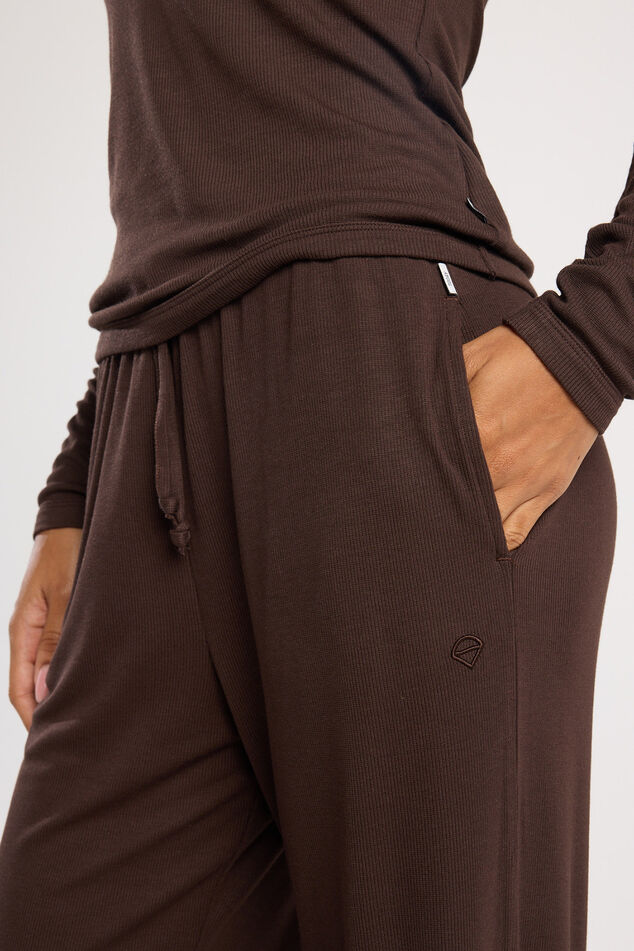 Chloe image number 3