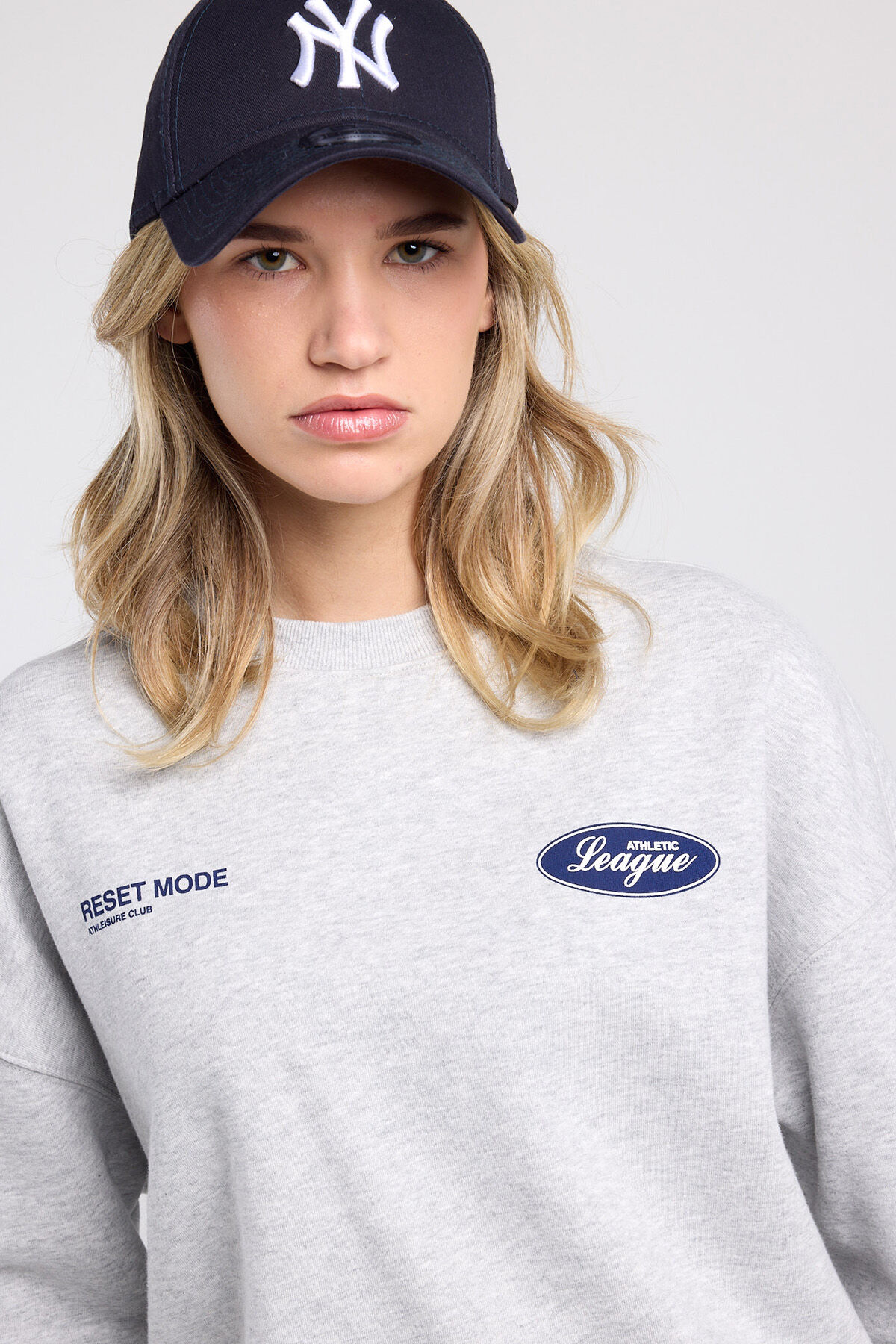 Skylar image number 3