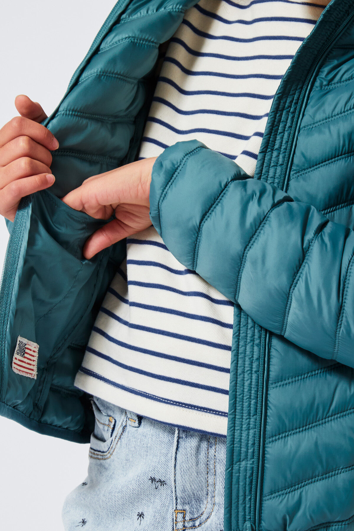 Jas Alice Jr image number 3