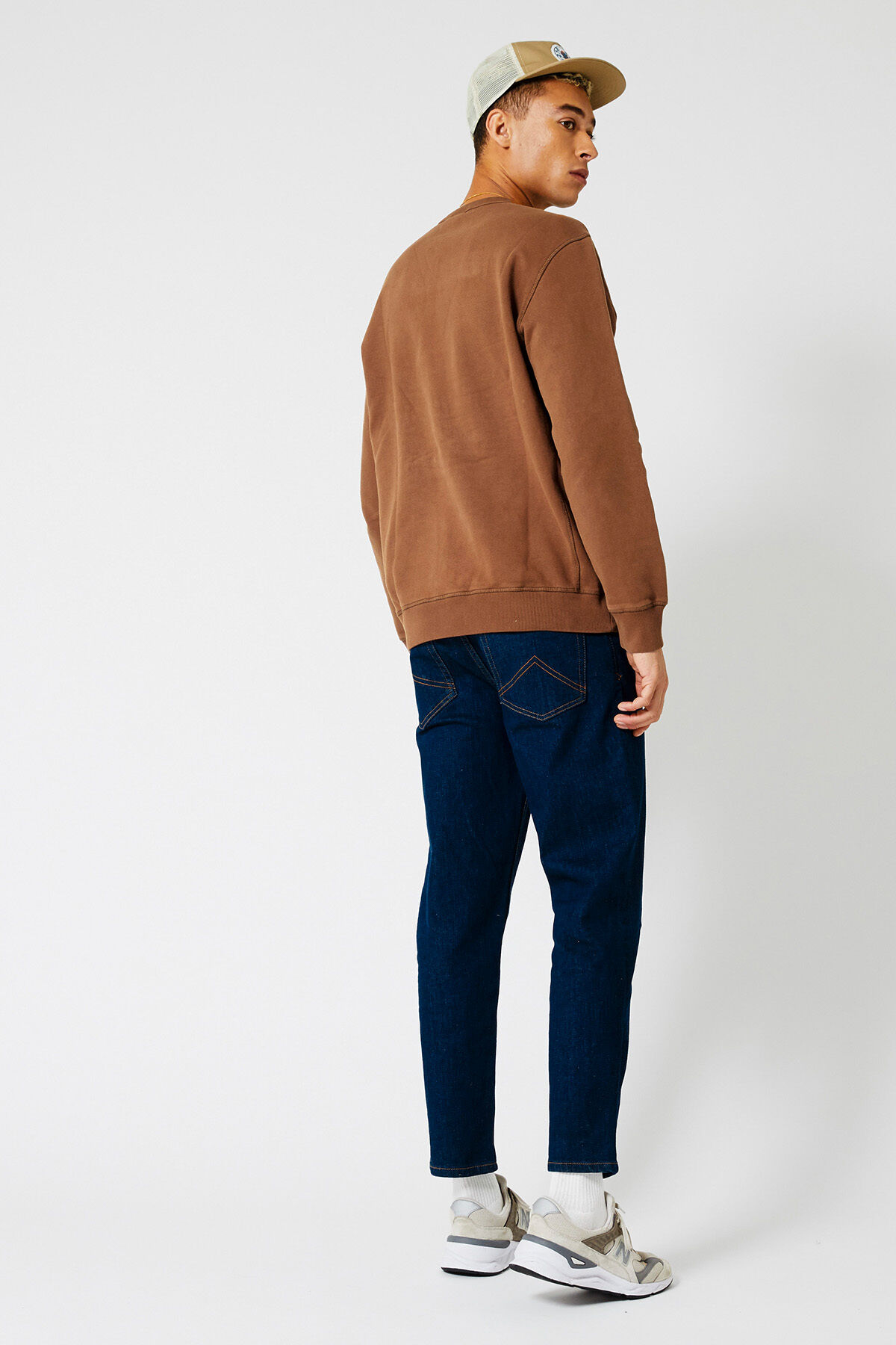 Sweater South Crew image number 2