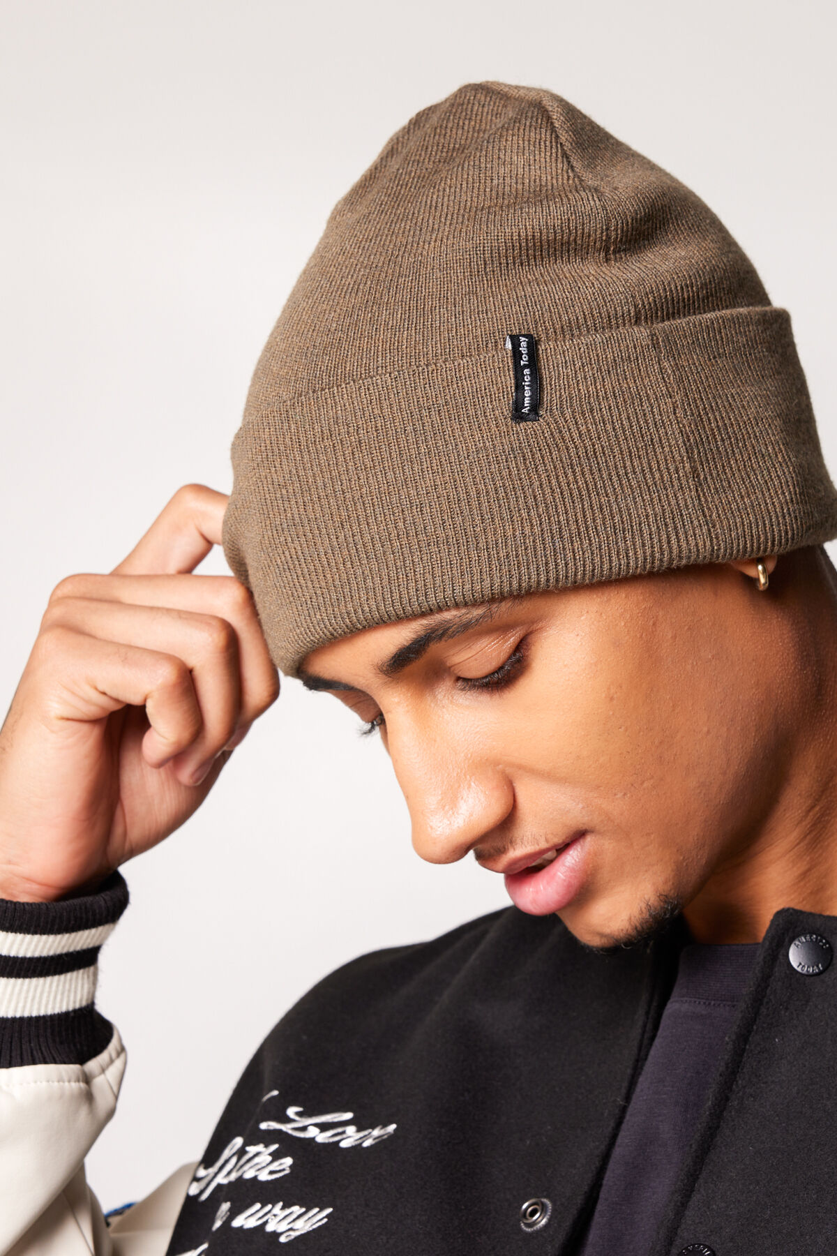 Mutze Aiden image number 0