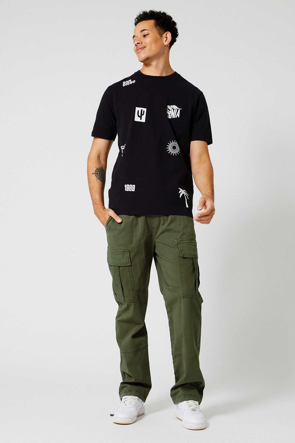 Eagle image number 0