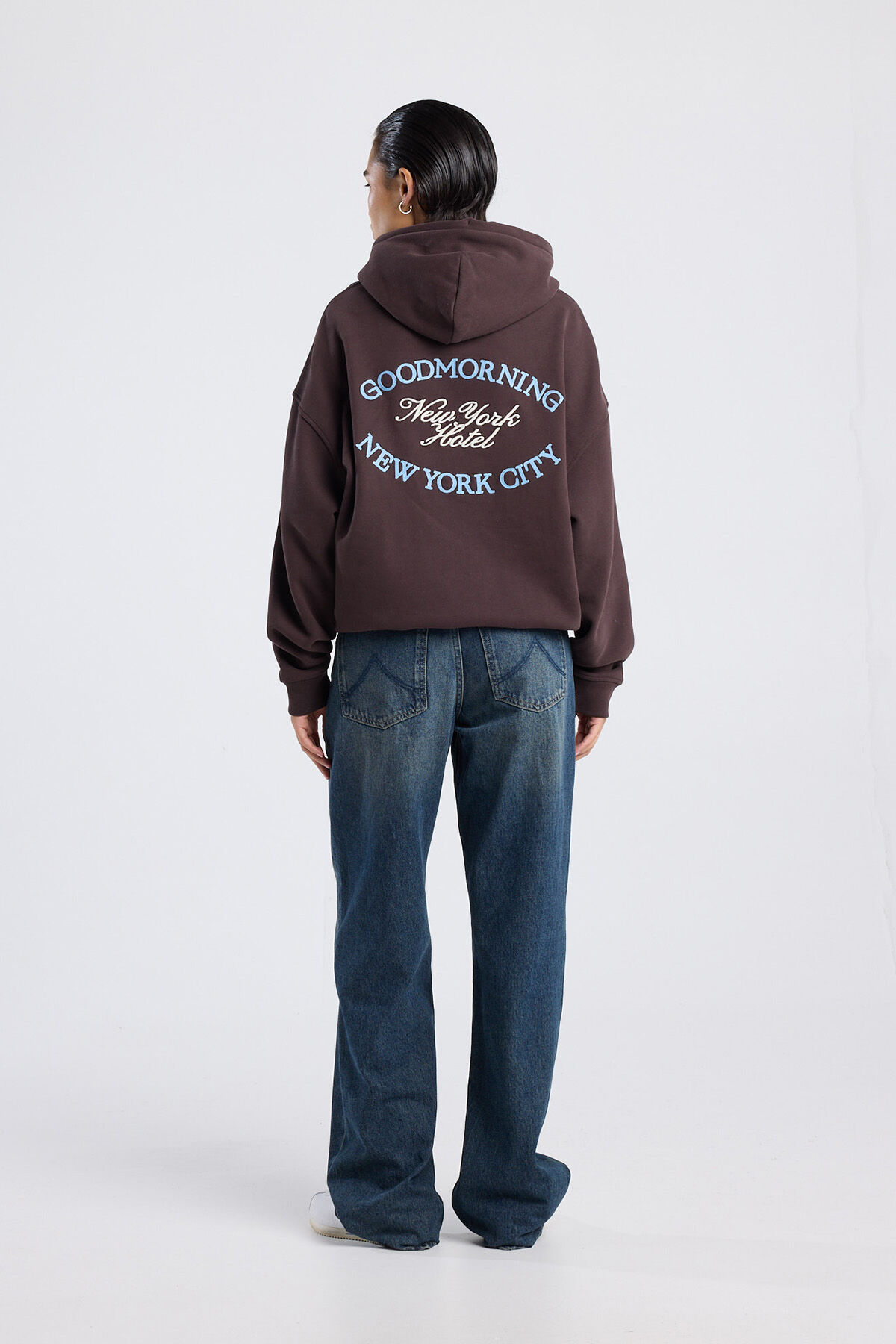 Sana Hood image number 2