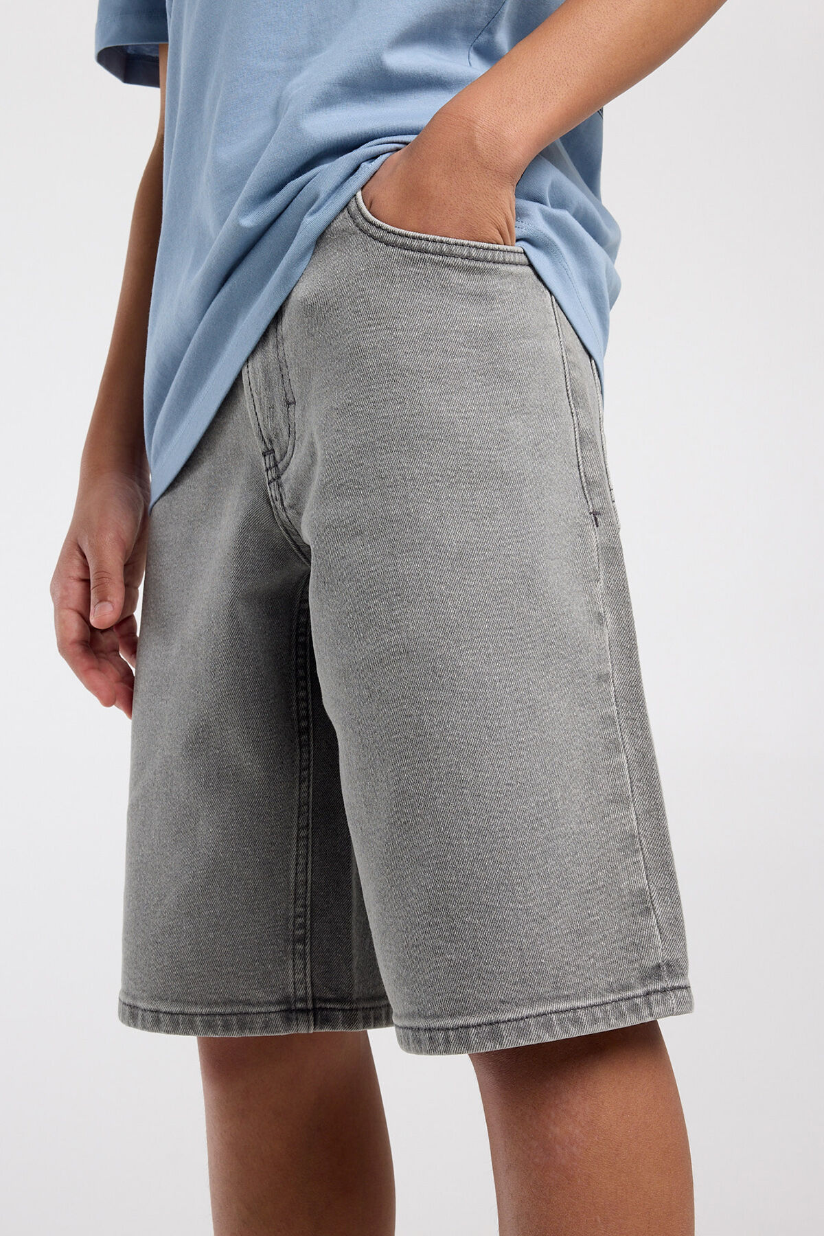 Nate JR image number 3