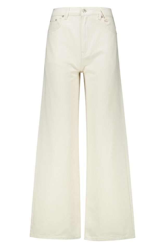 Olivia image number 4